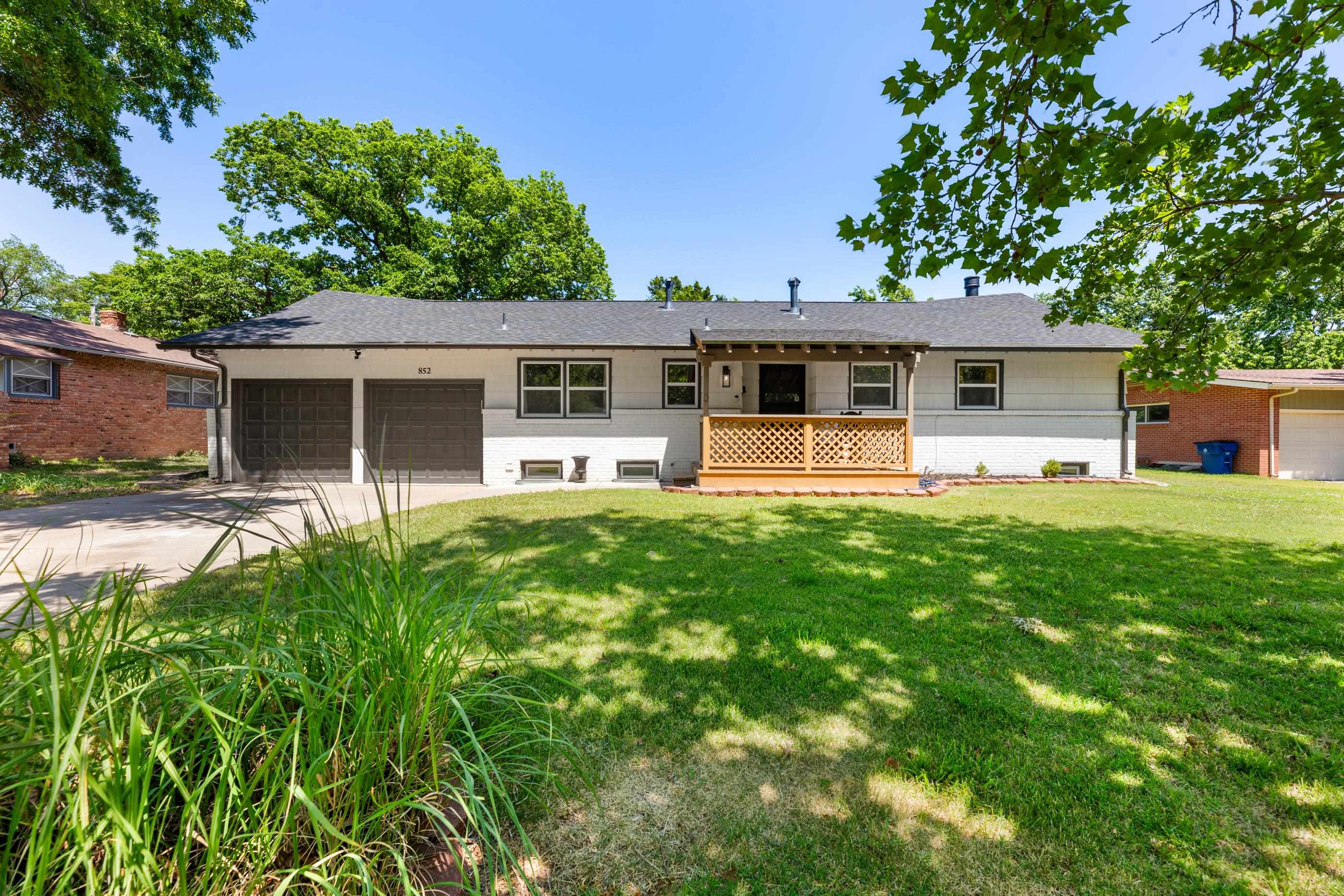 852 N Caddy Ln — photo