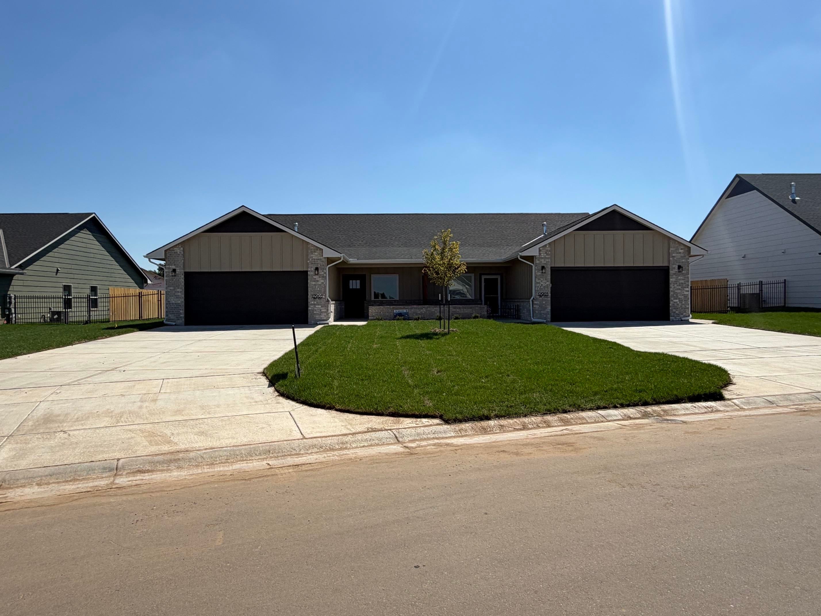 12903 W Thorton St Unit 100 — photo