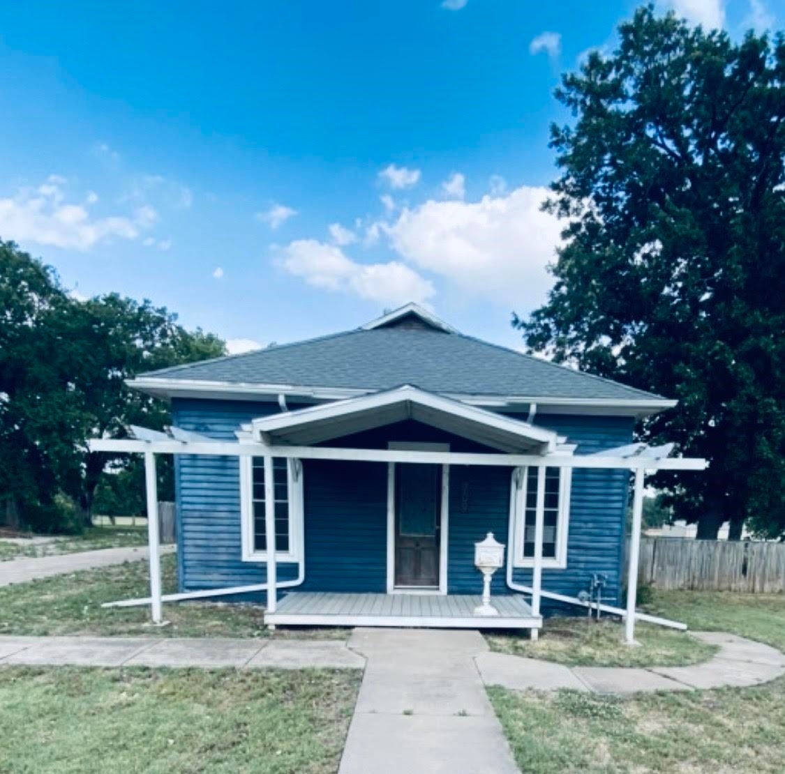 709 N a 181-339044 — photo