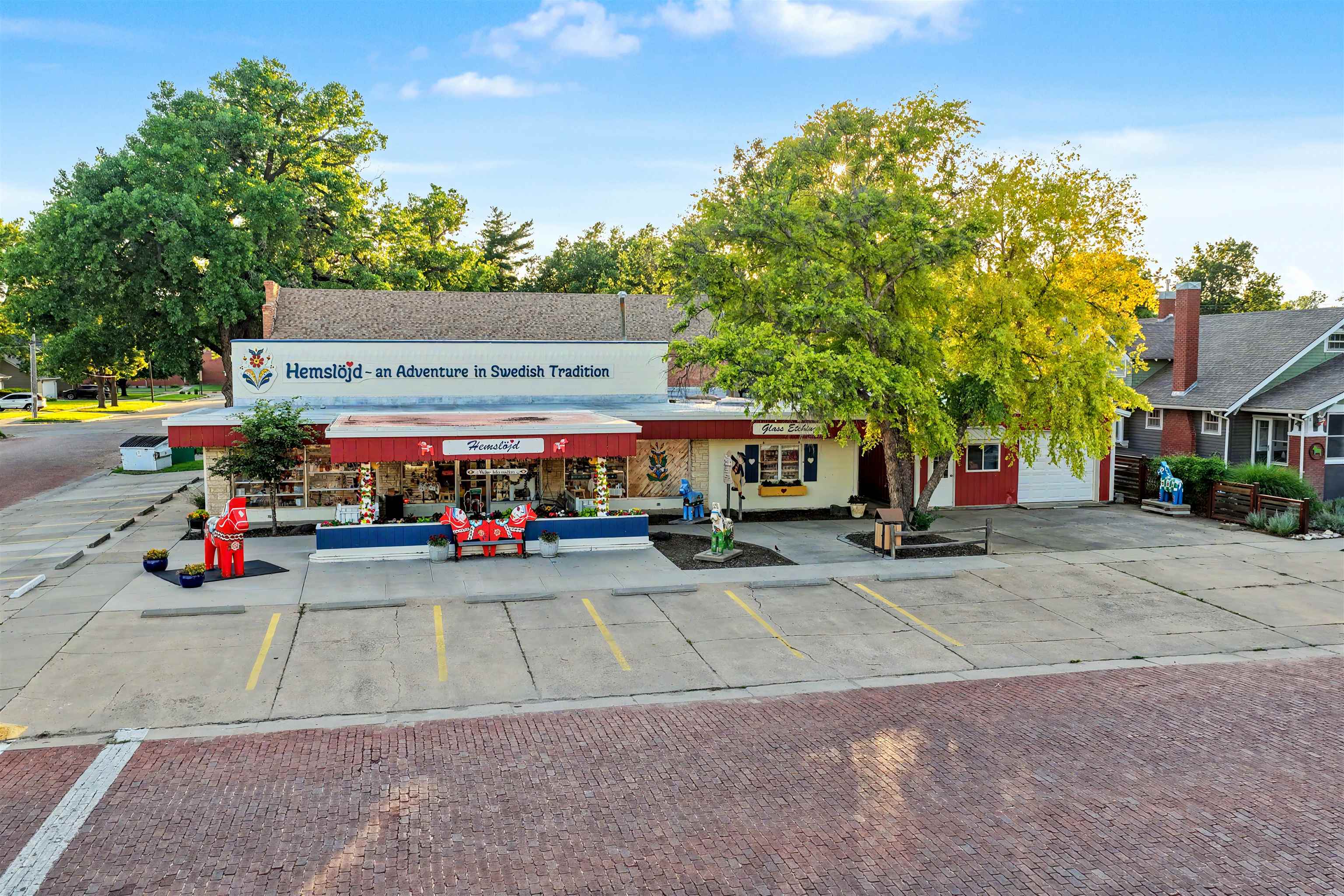 201 N Main St. — photo