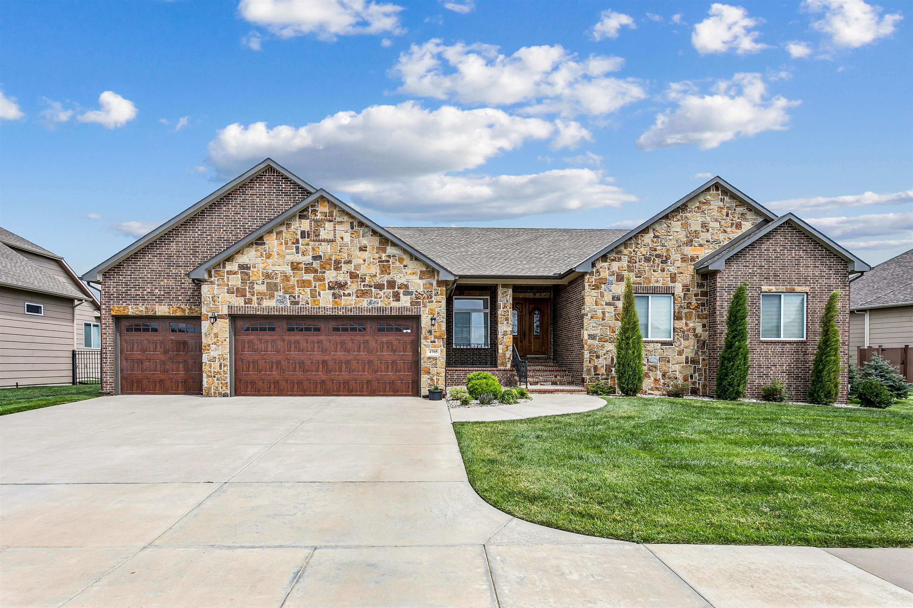 4705 N Elk Creek Dr. — photo