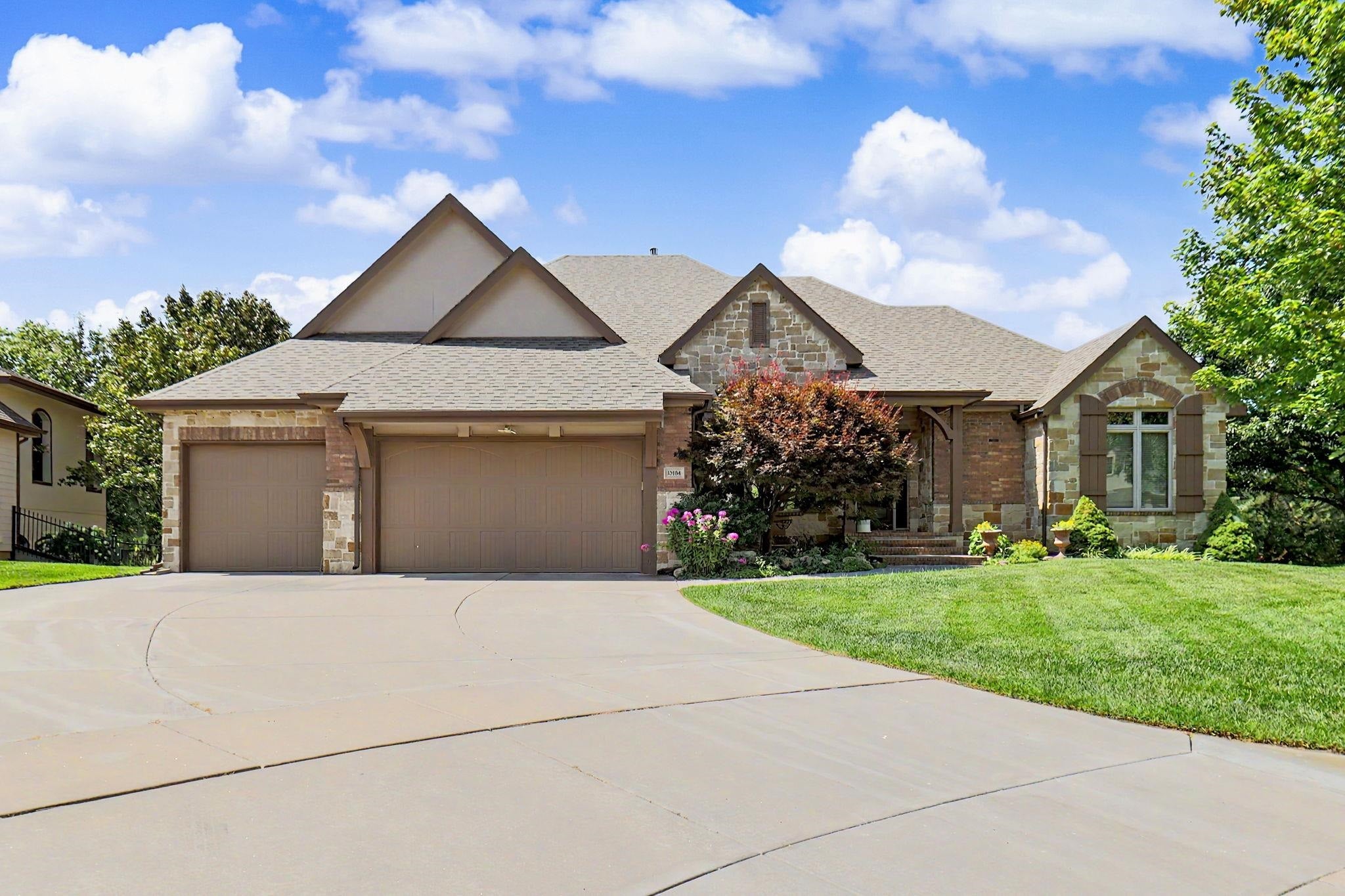 13104 E Mainsgate Cir — photo