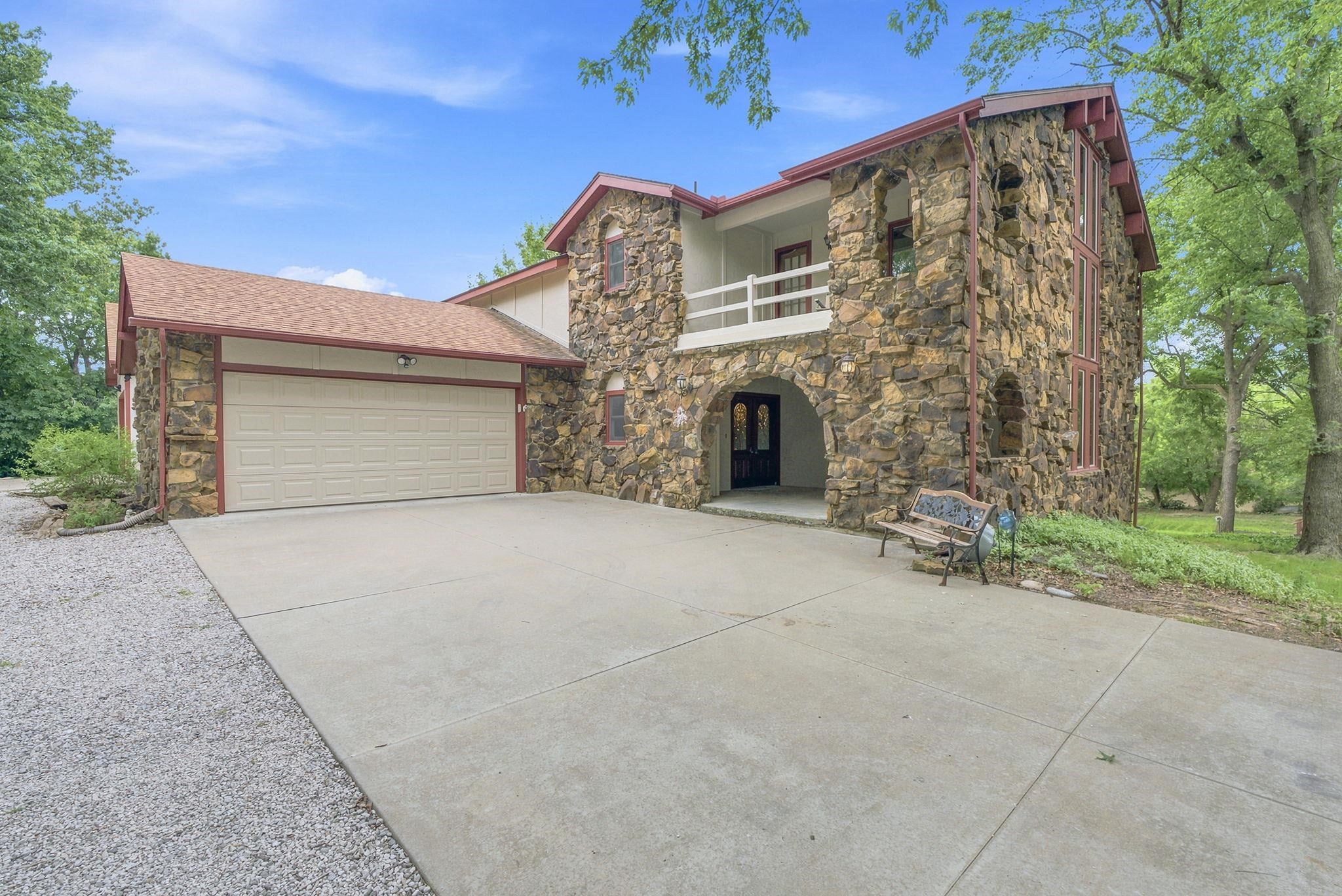 3 W Timothy Dr — photo