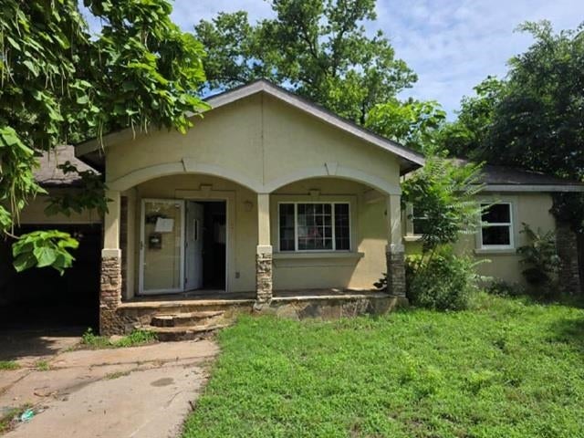 1108 E Tulsa St — photo