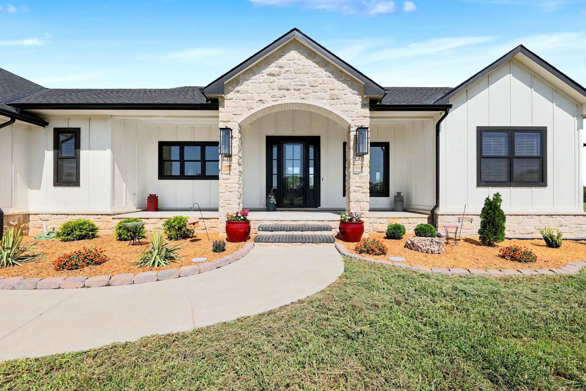 20465 SW Tawakoni Rd — photo