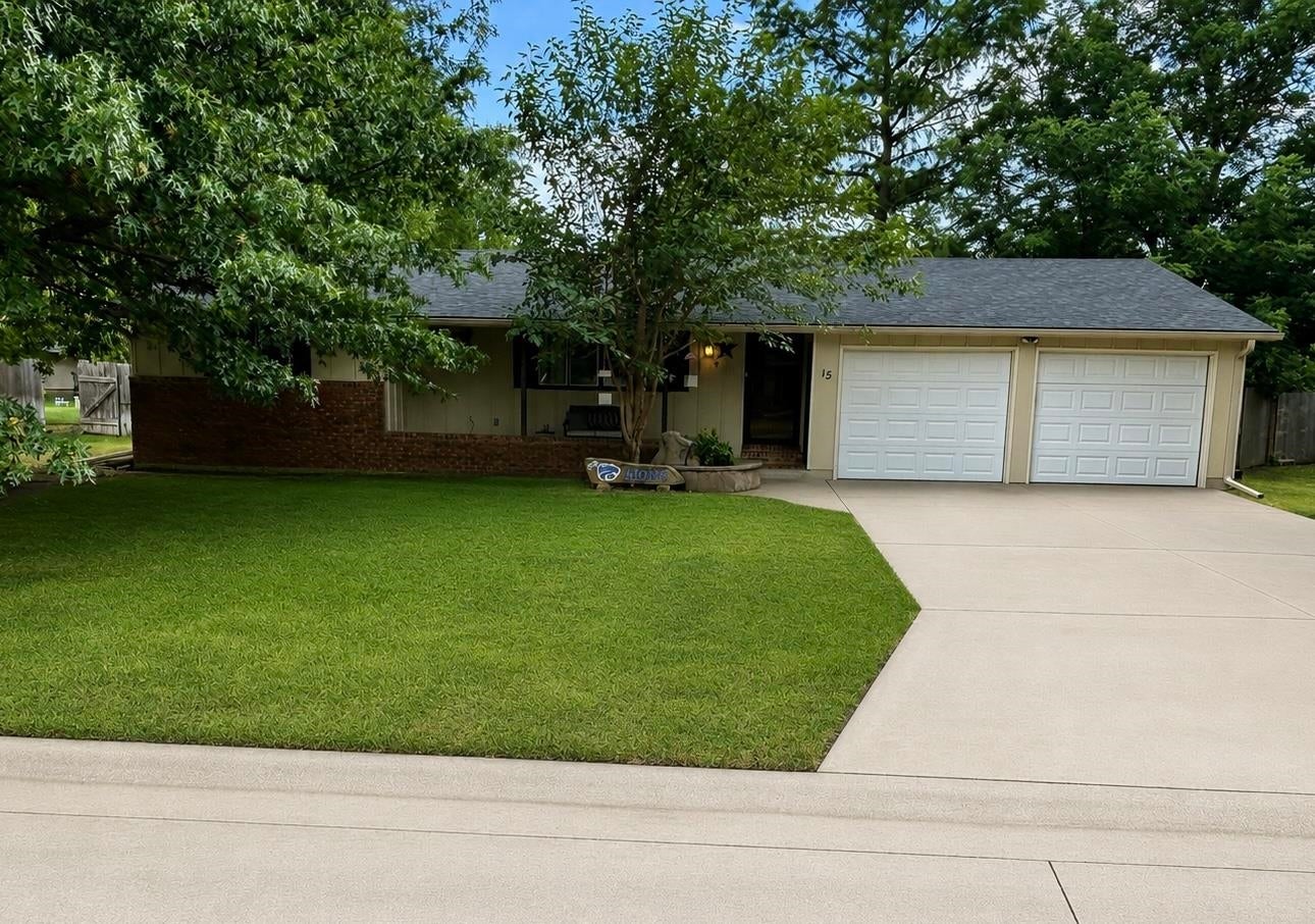 15 Sunset Drive — photo