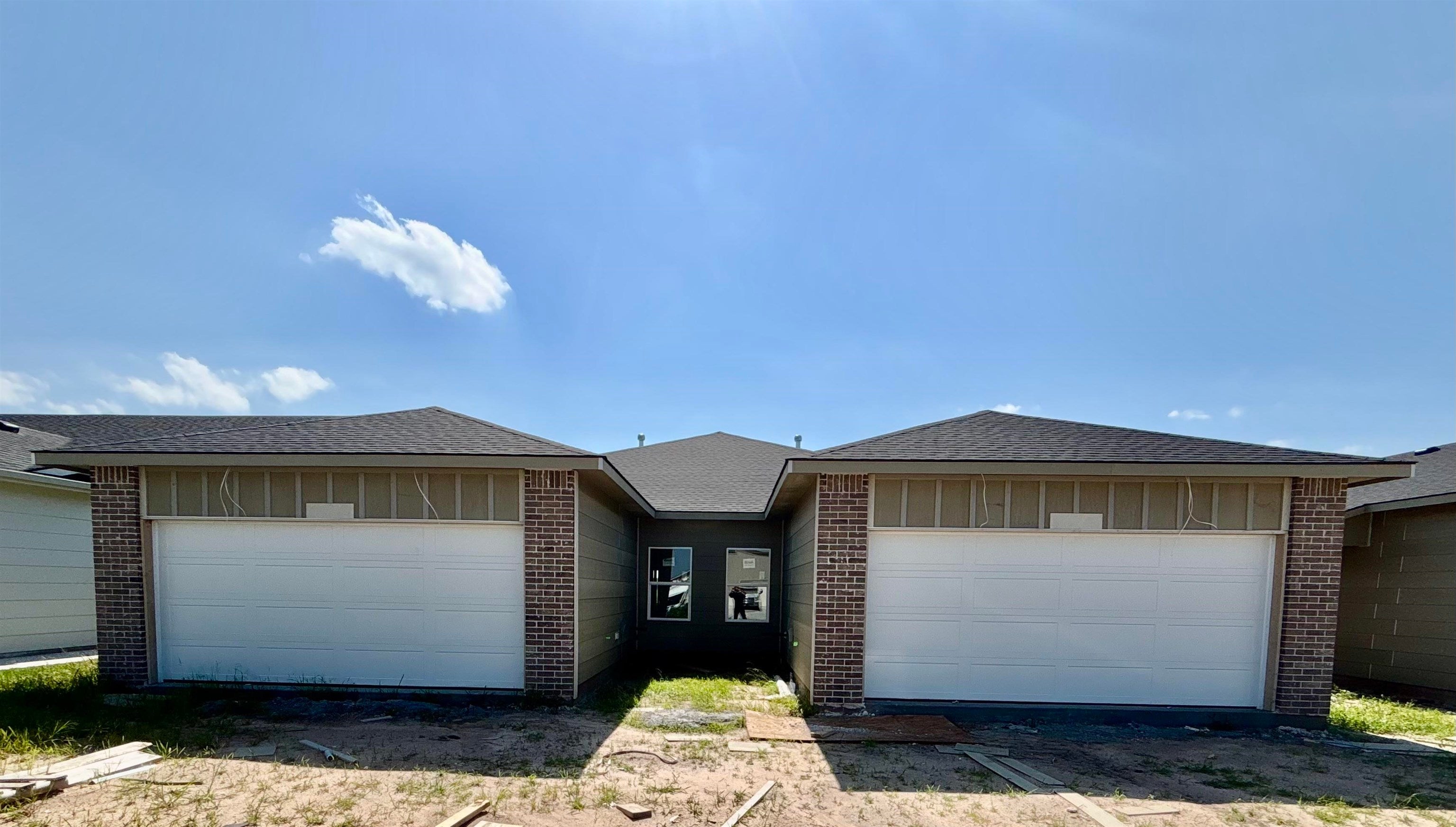 2105 N Melody Ln — photo