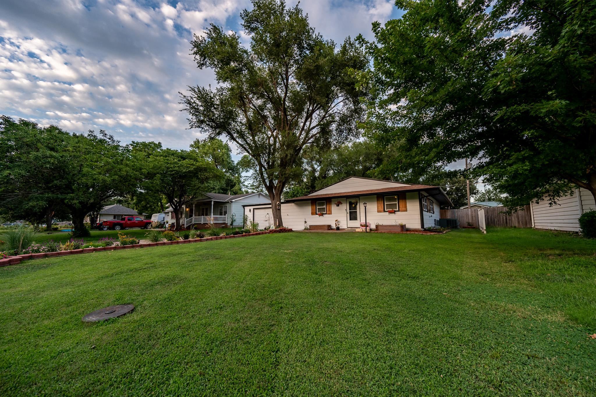 1316 Terrace Dr — photo