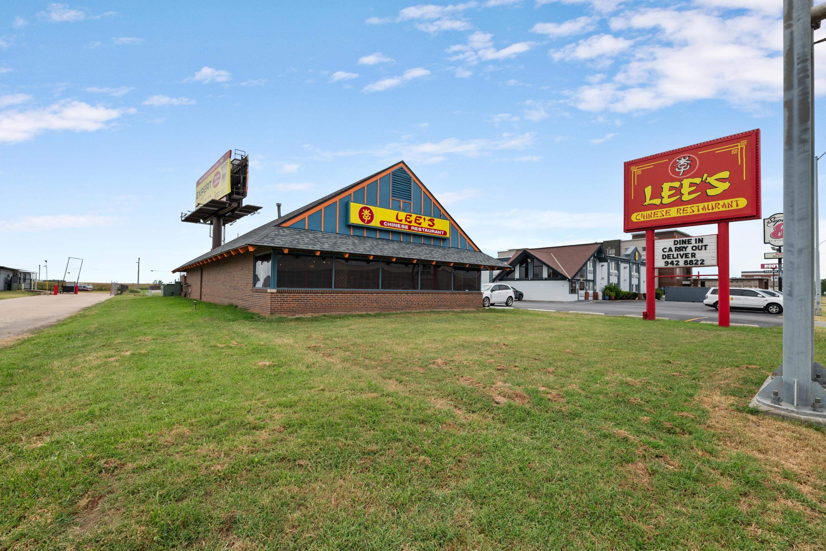 6215 W Kellogg — photo