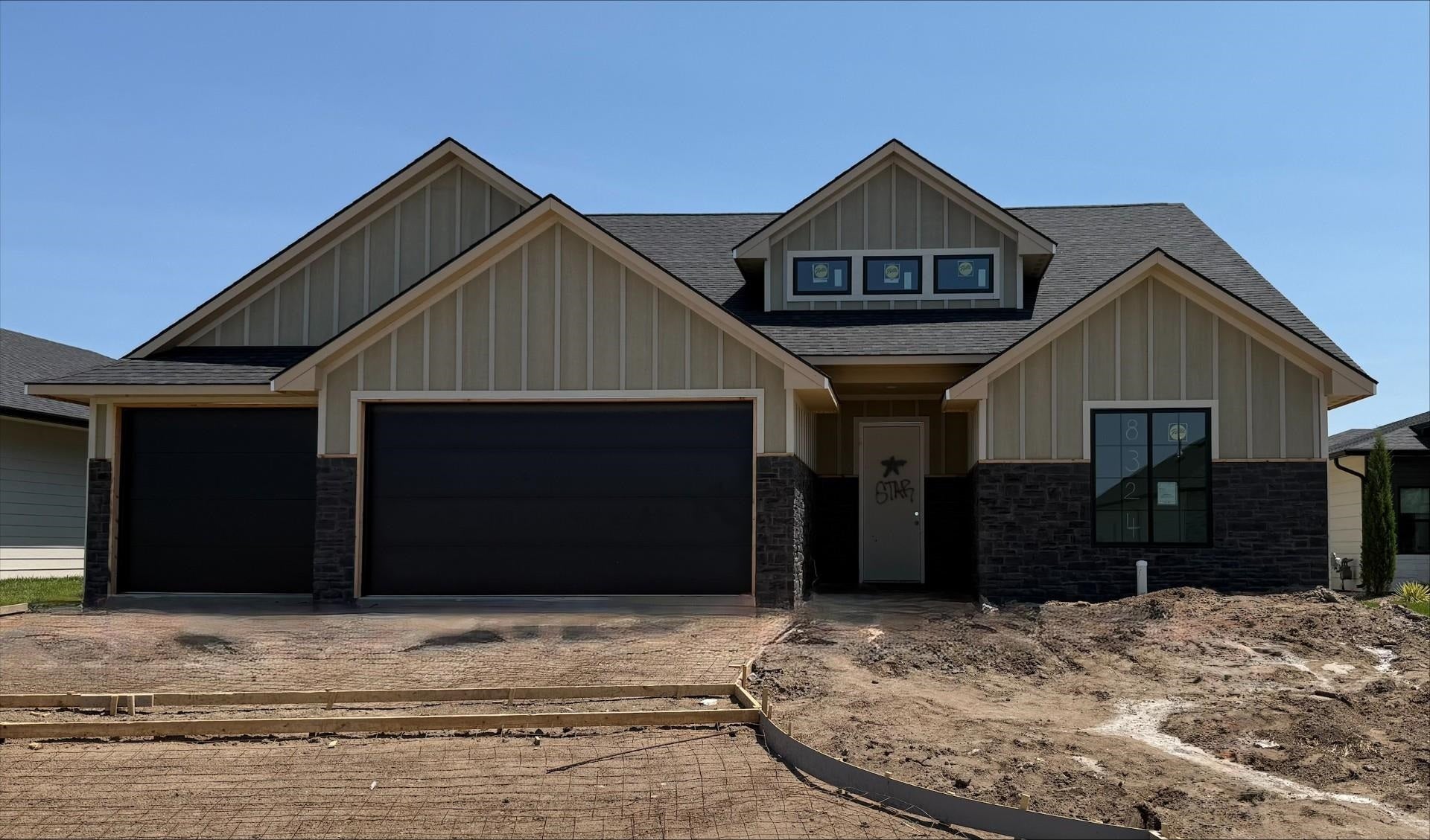 8324 Waterway Ct — photo