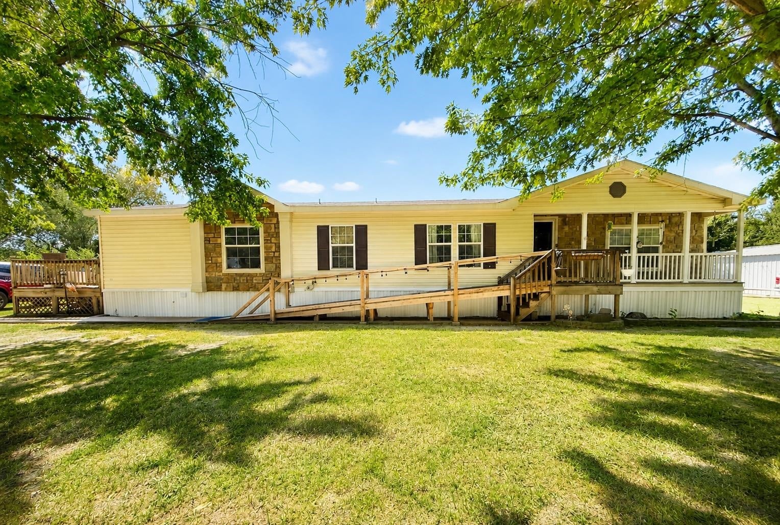 7051 S Rutan — photo