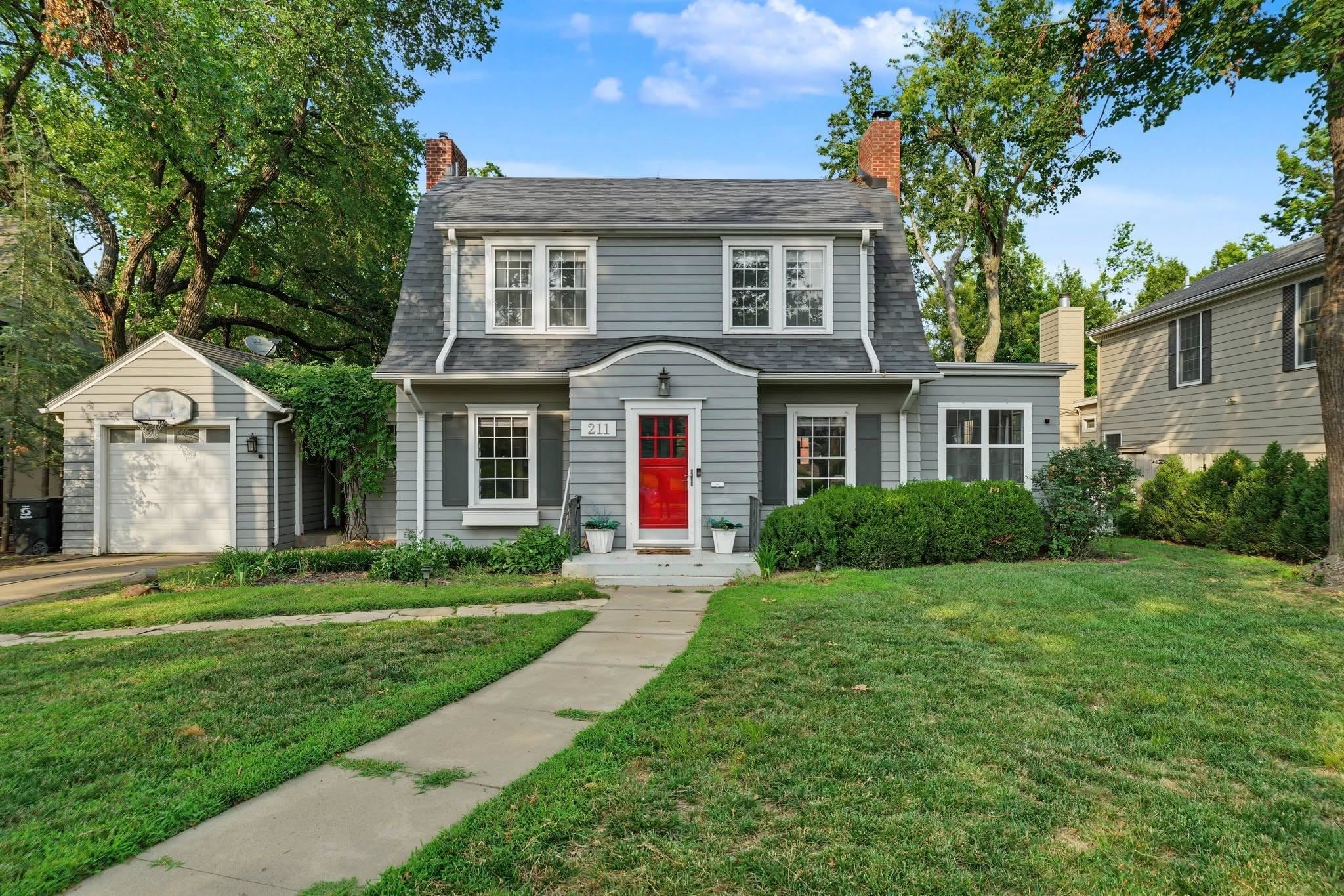 211 Greenway Rd. — photo