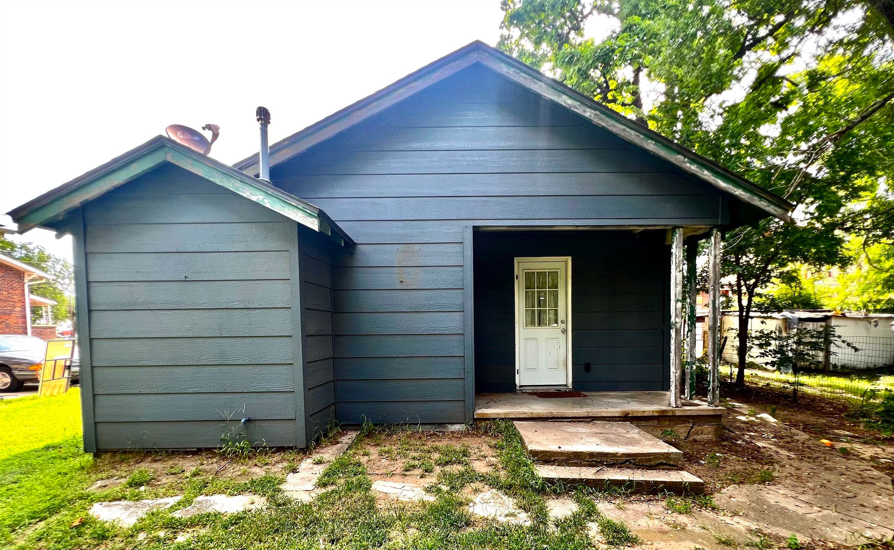 308 S 2nd — photo