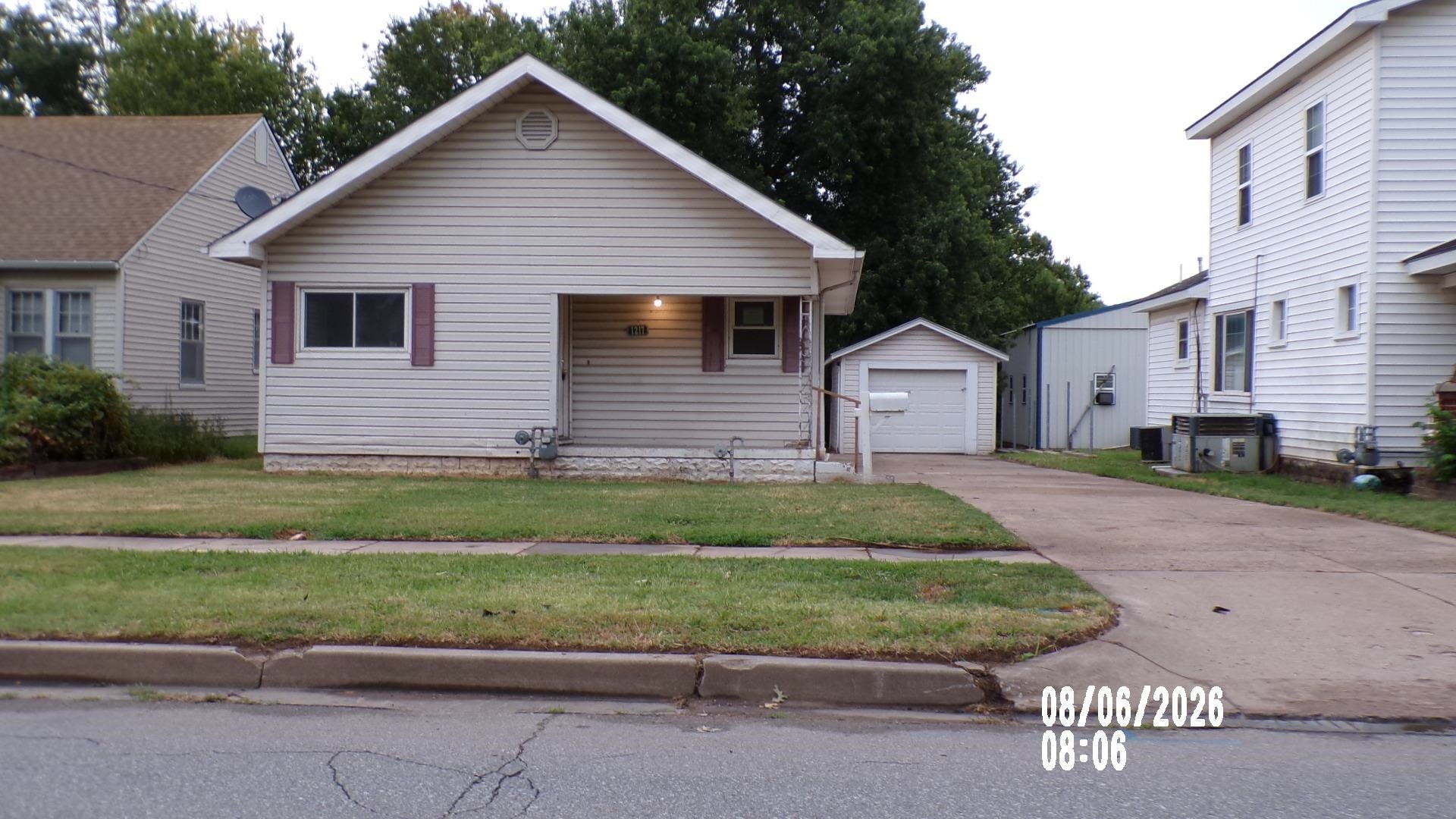 1217 N a Street 1217 North a Street — photo