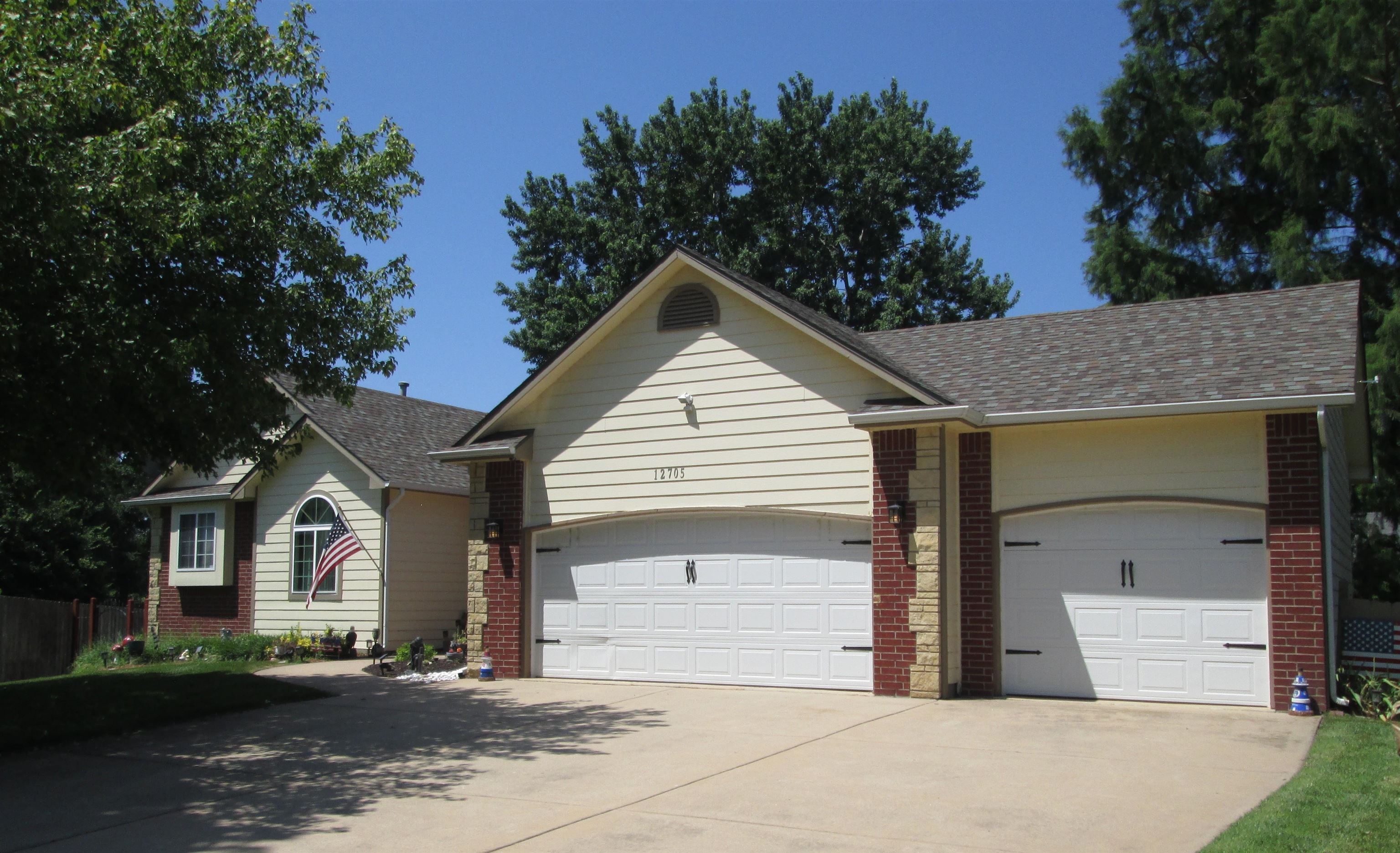 12705 W Hendryx Ct. — photo