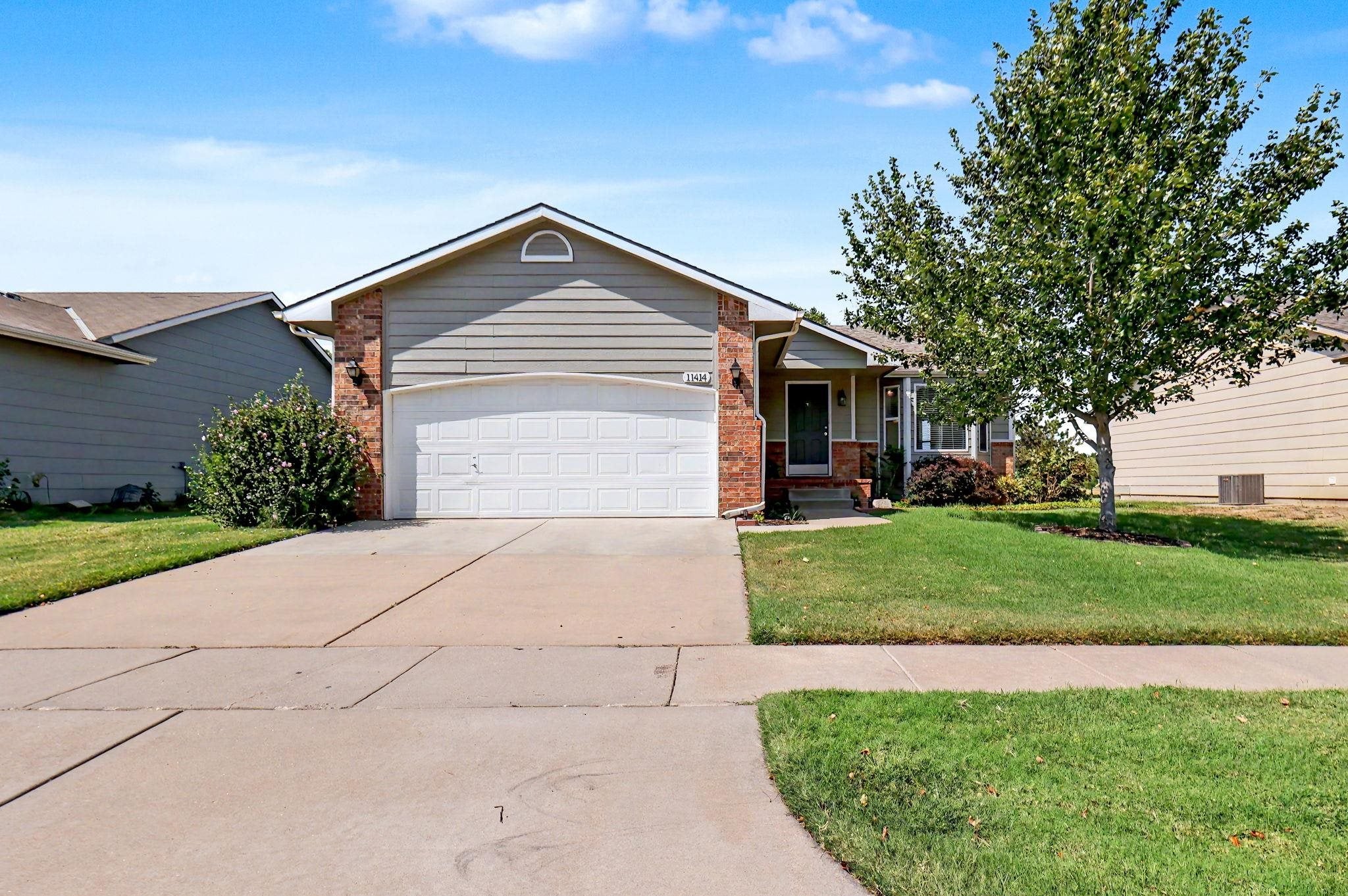 11414 W Bella Vista — photo
