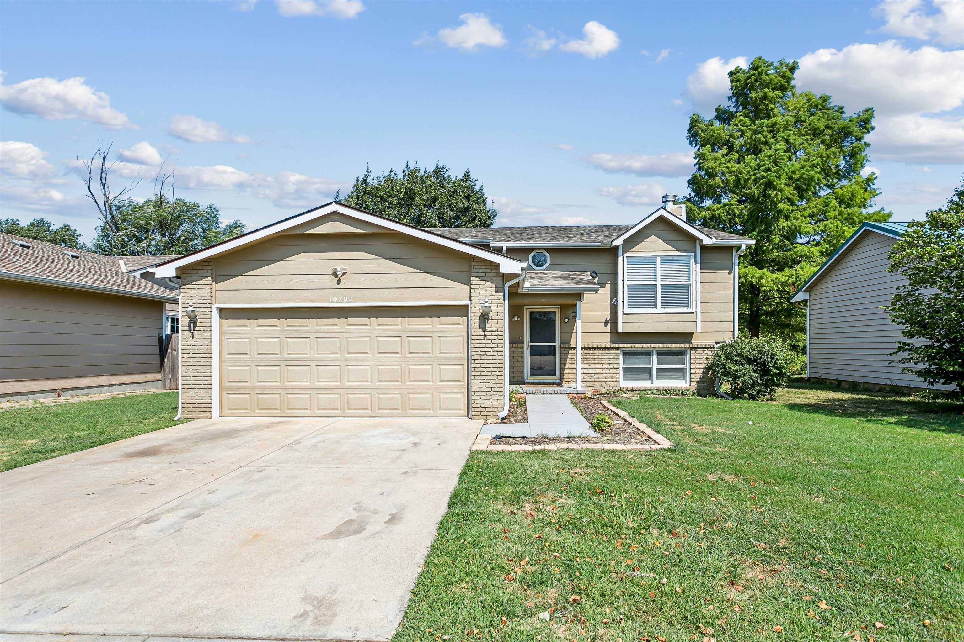 10702 E Bluestem St — photo