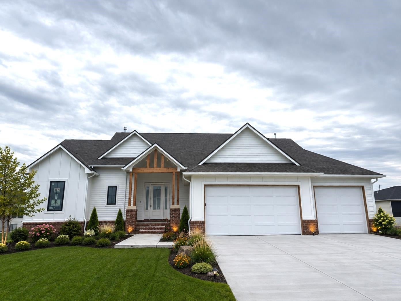 11413 E Winston Circle — photo