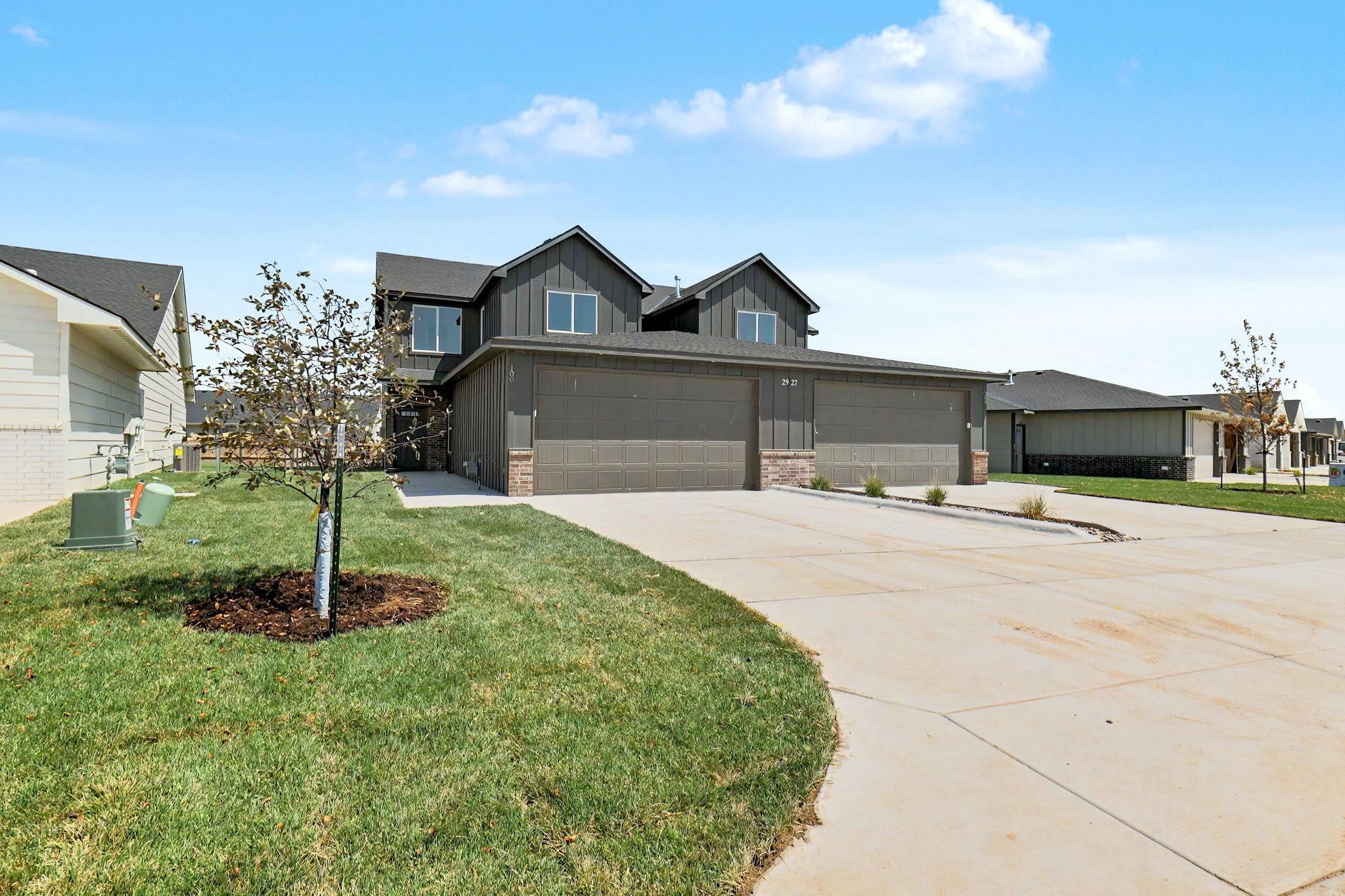 2927 S Cedar Crest Ct #200 — photo