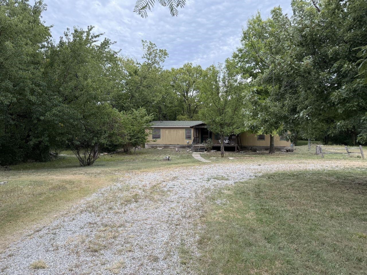 10448 SW Tawakoni Rd — photo
