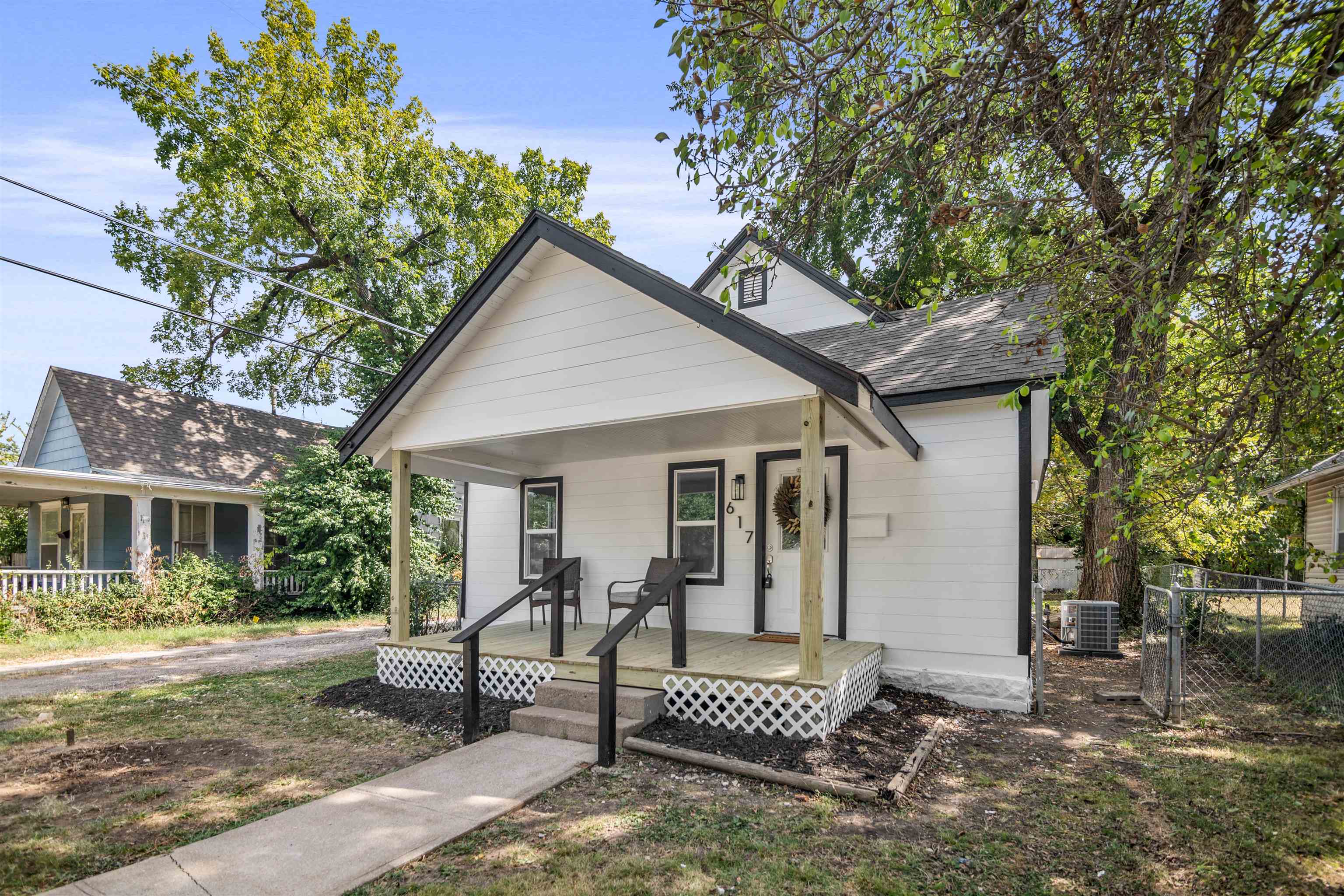 617 W Olive Street — photo