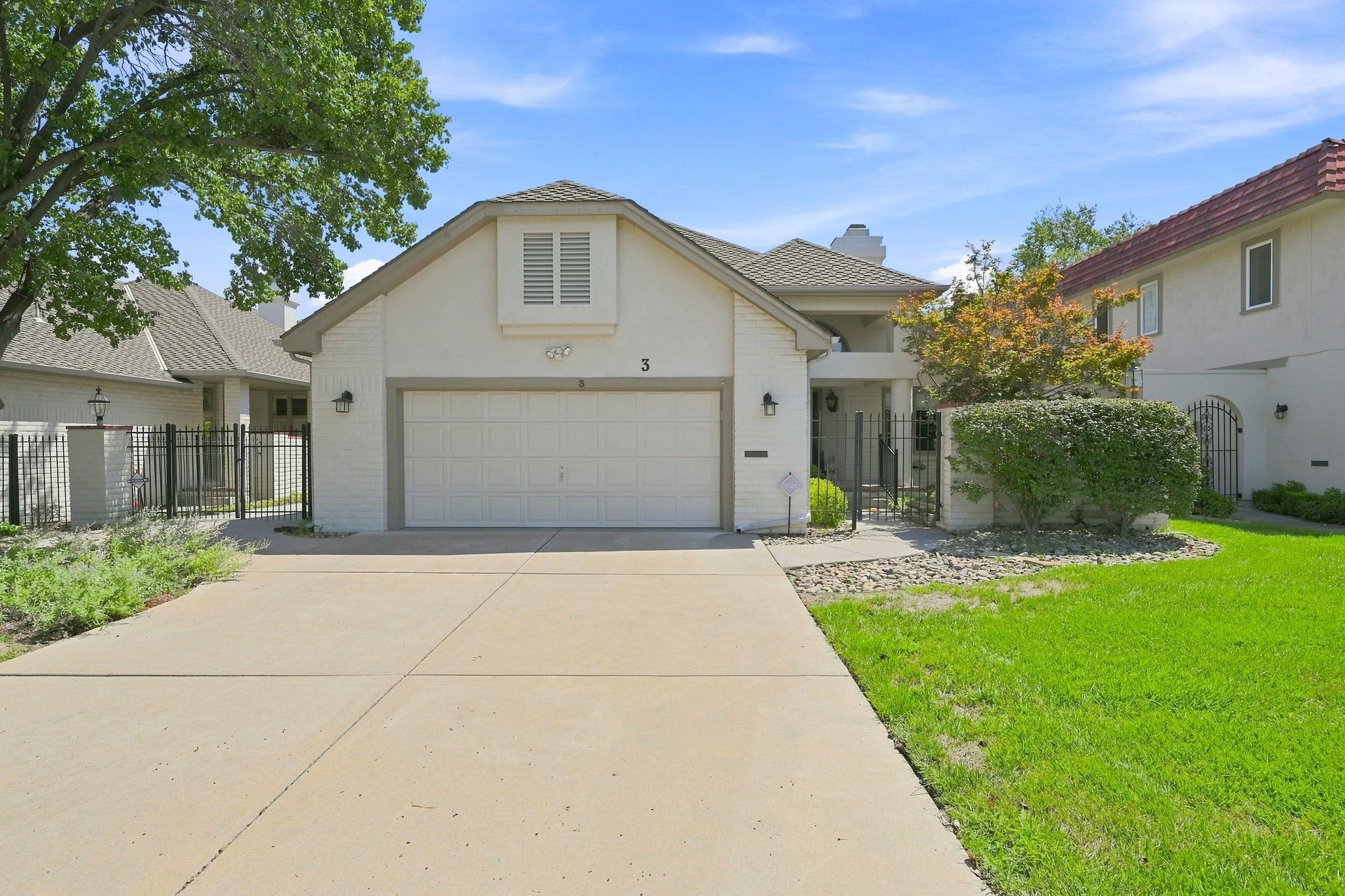 3 N Villas — photo