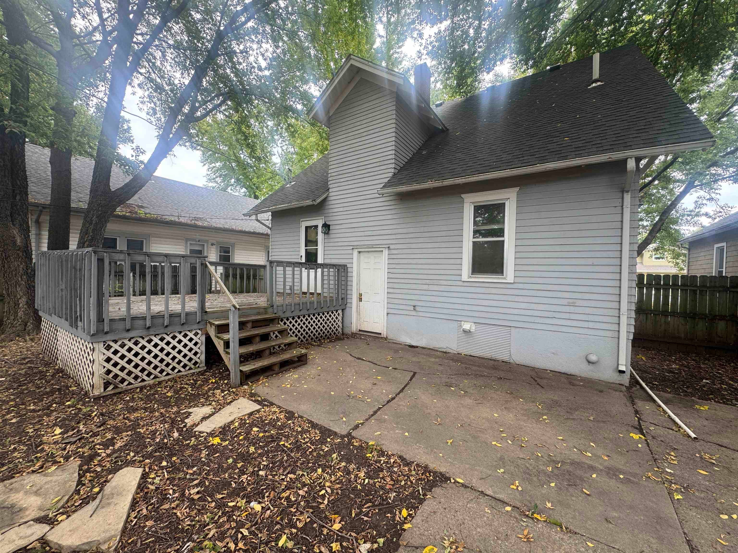710 E 9th, Winfield, KS 67156 — photo 3