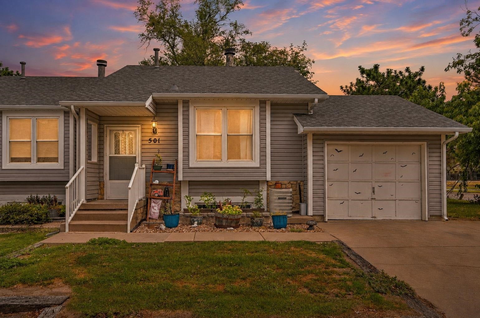 4115 W Zoo Blvd 501 — photo