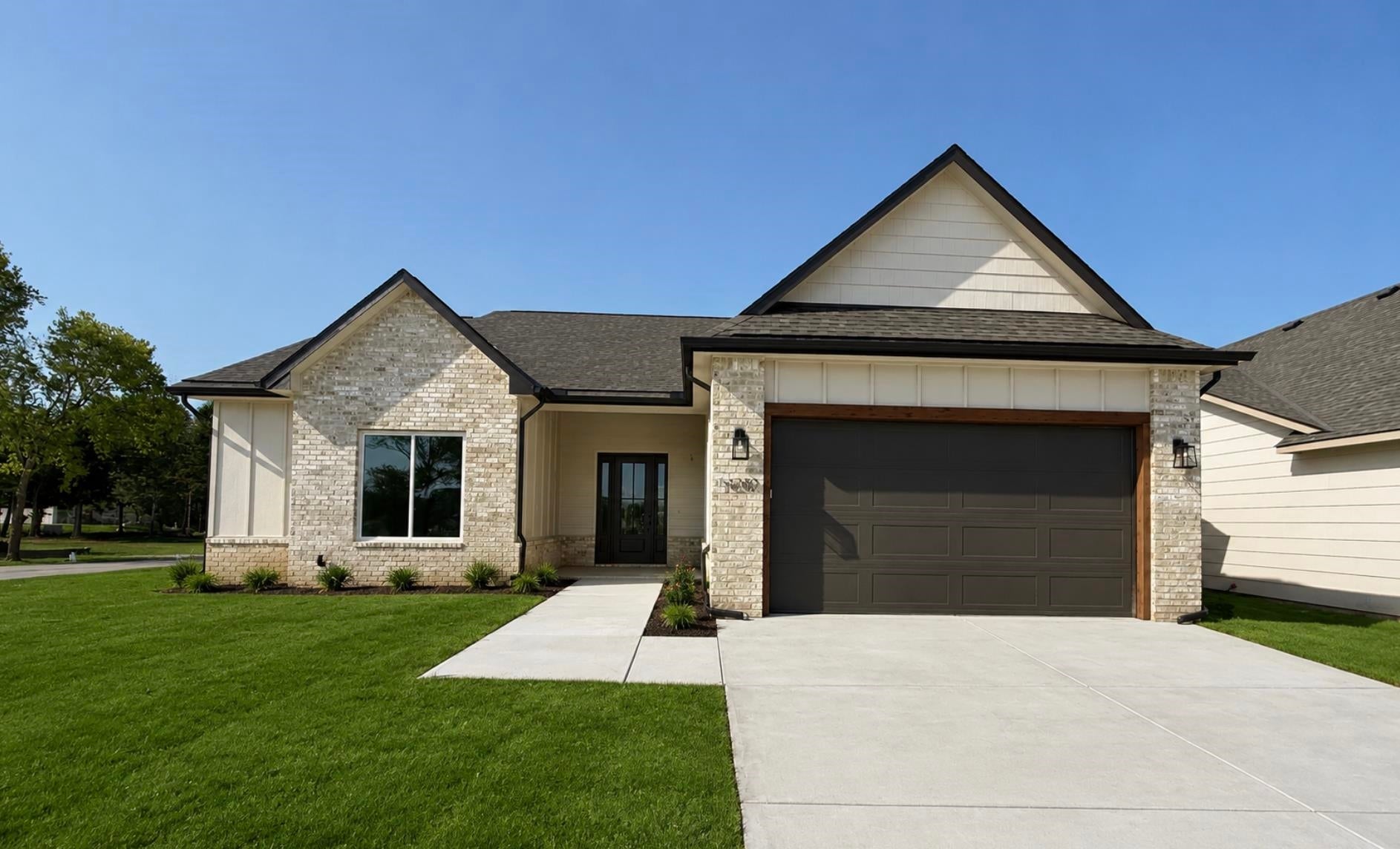 14280 Oakwood — photo