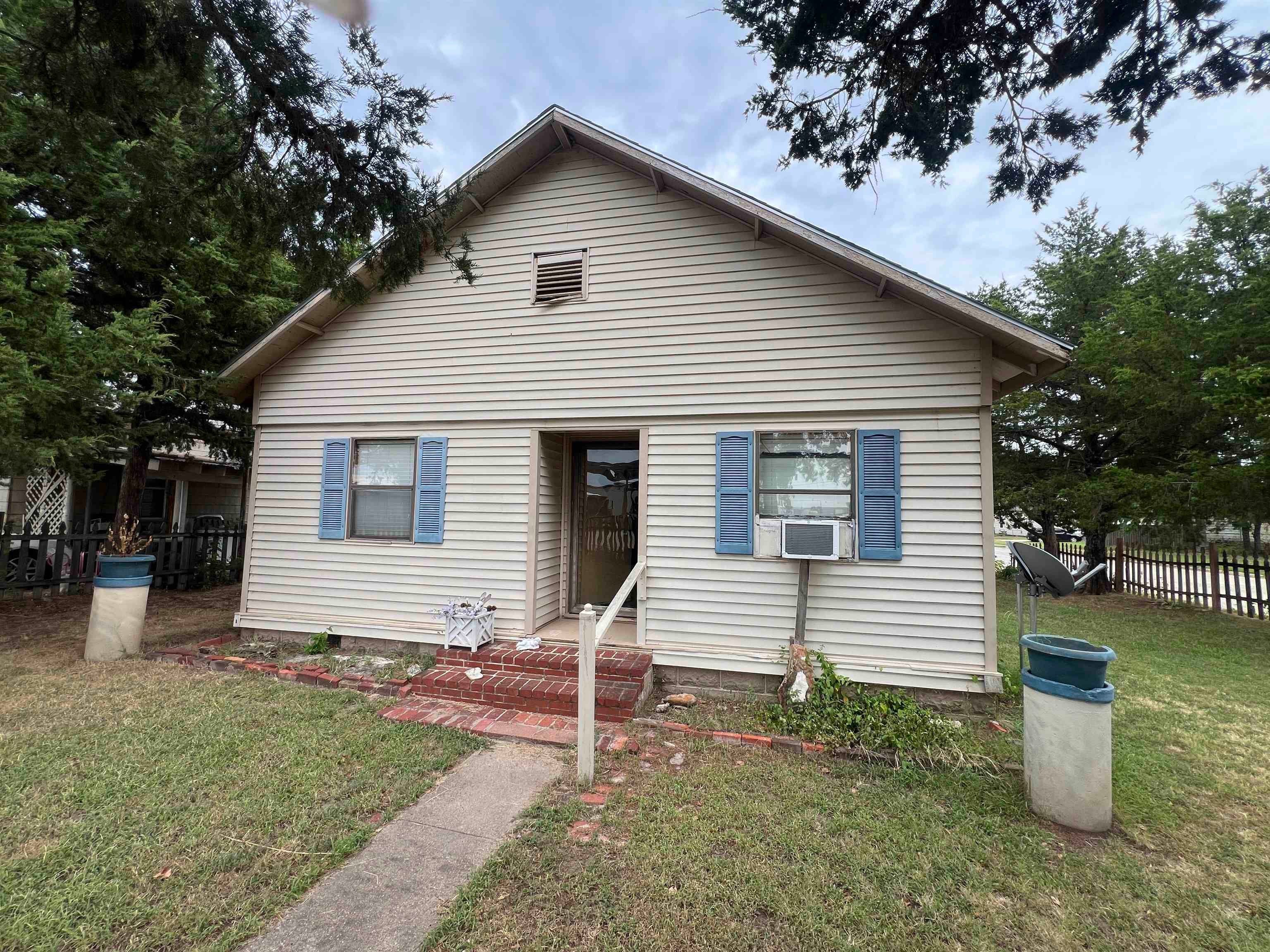 626 S 7 — photo