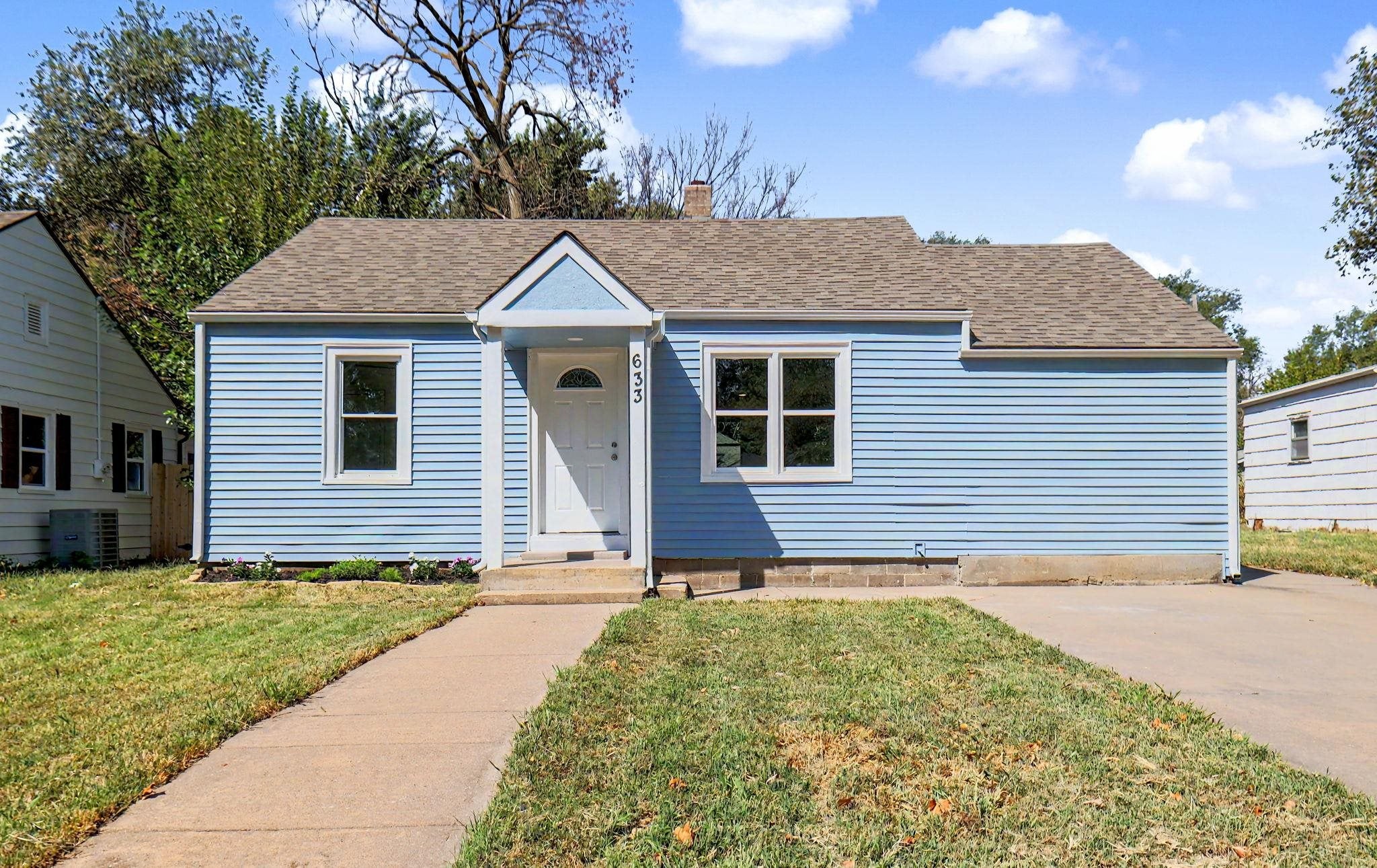 633 N Ridgewood Dr. — photo