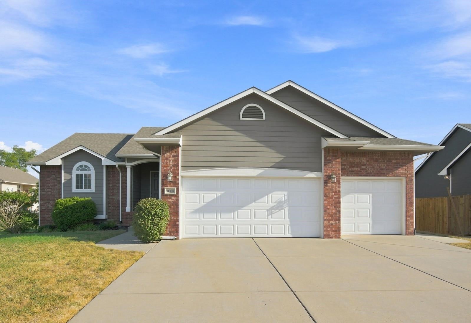 11306 E Donegal — photo