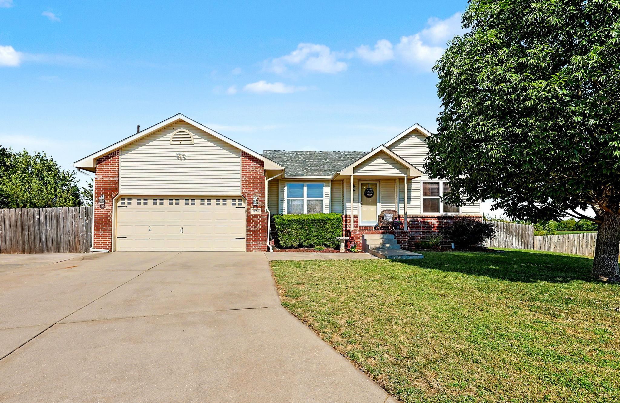 2604 Mainsgate Cir — photo