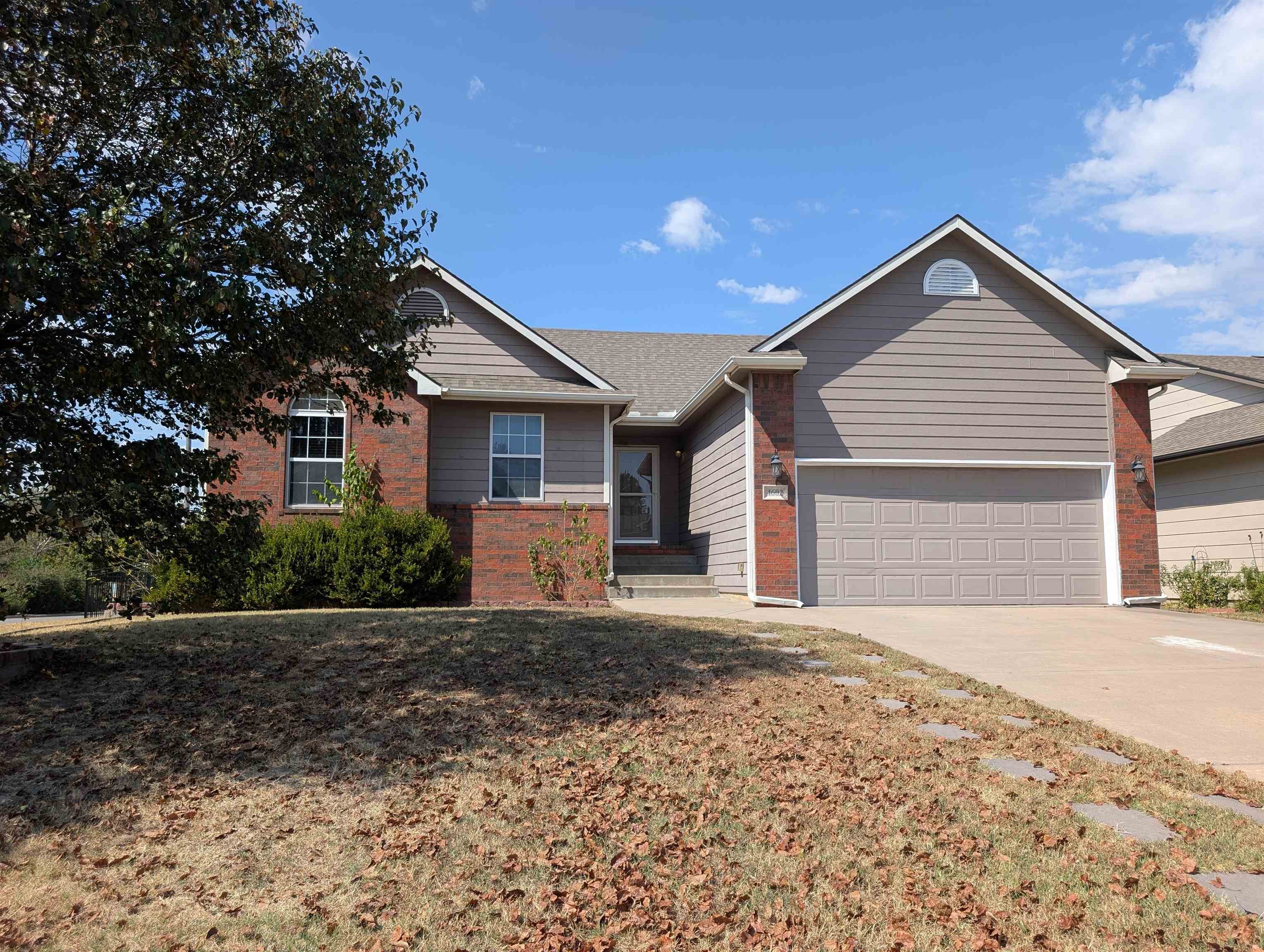 4602 E Willow Point Ct — photo