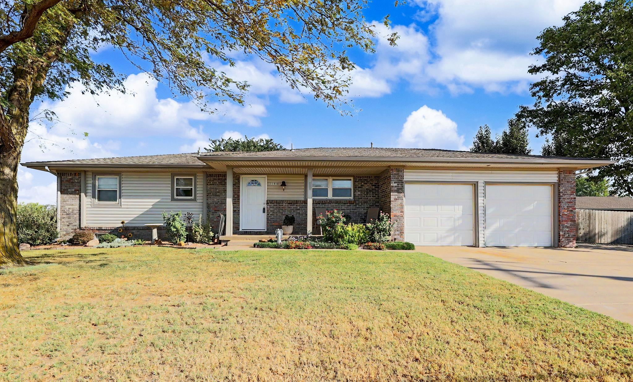 11310 W Macarthur Ave — photo
