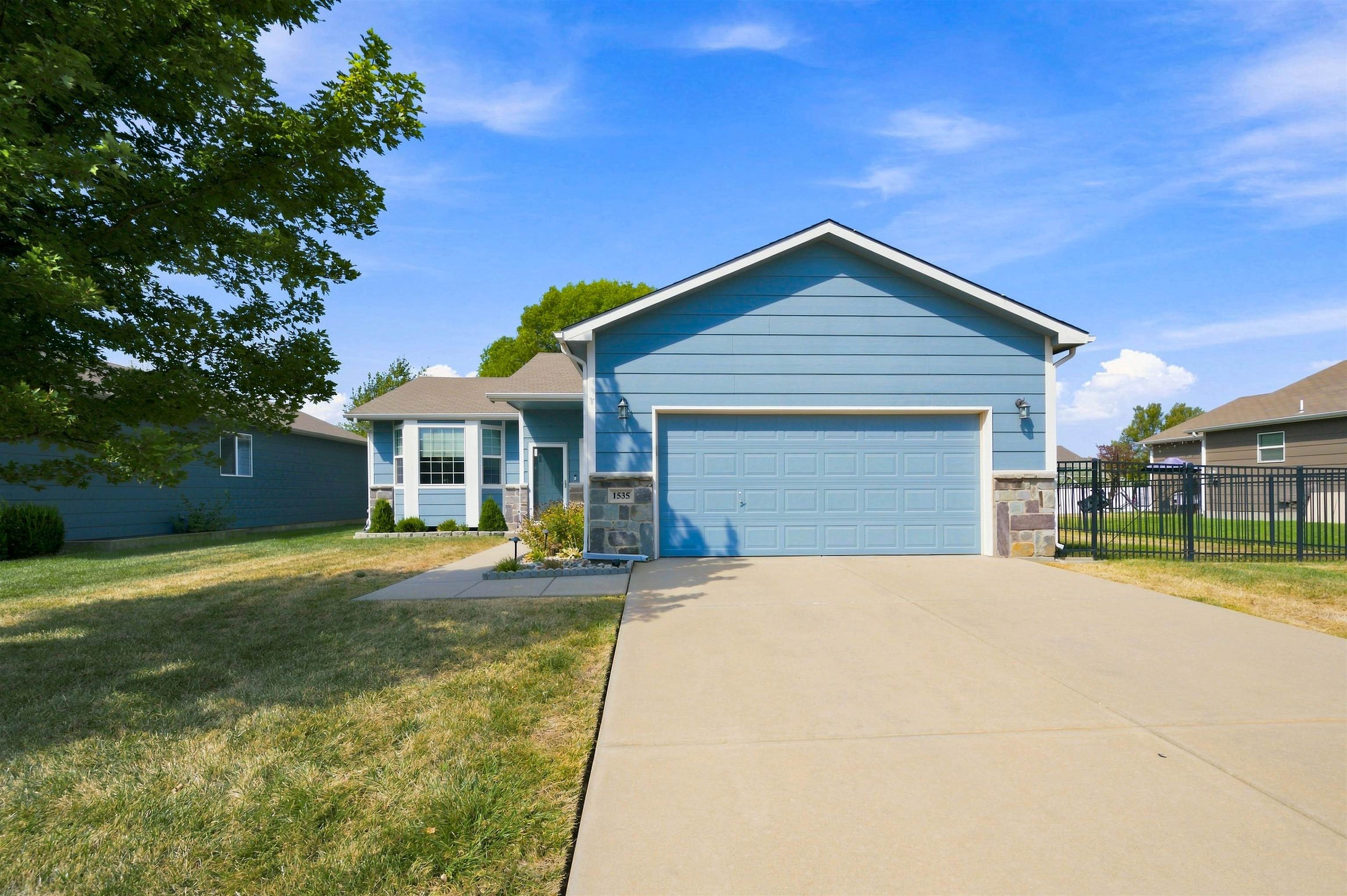 1535 N Kentucky Ln — photo