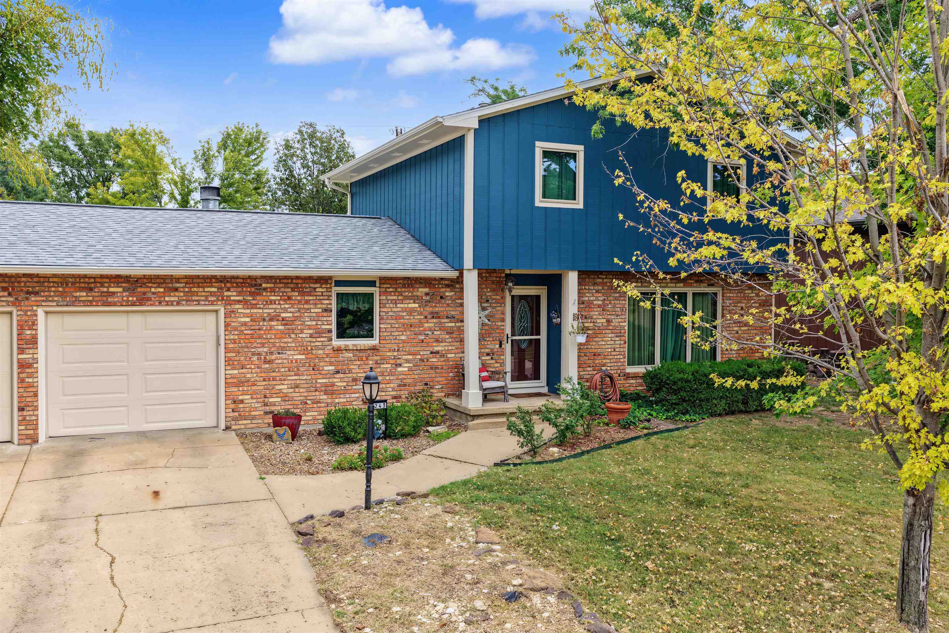 243 Seitz Dr. — photo