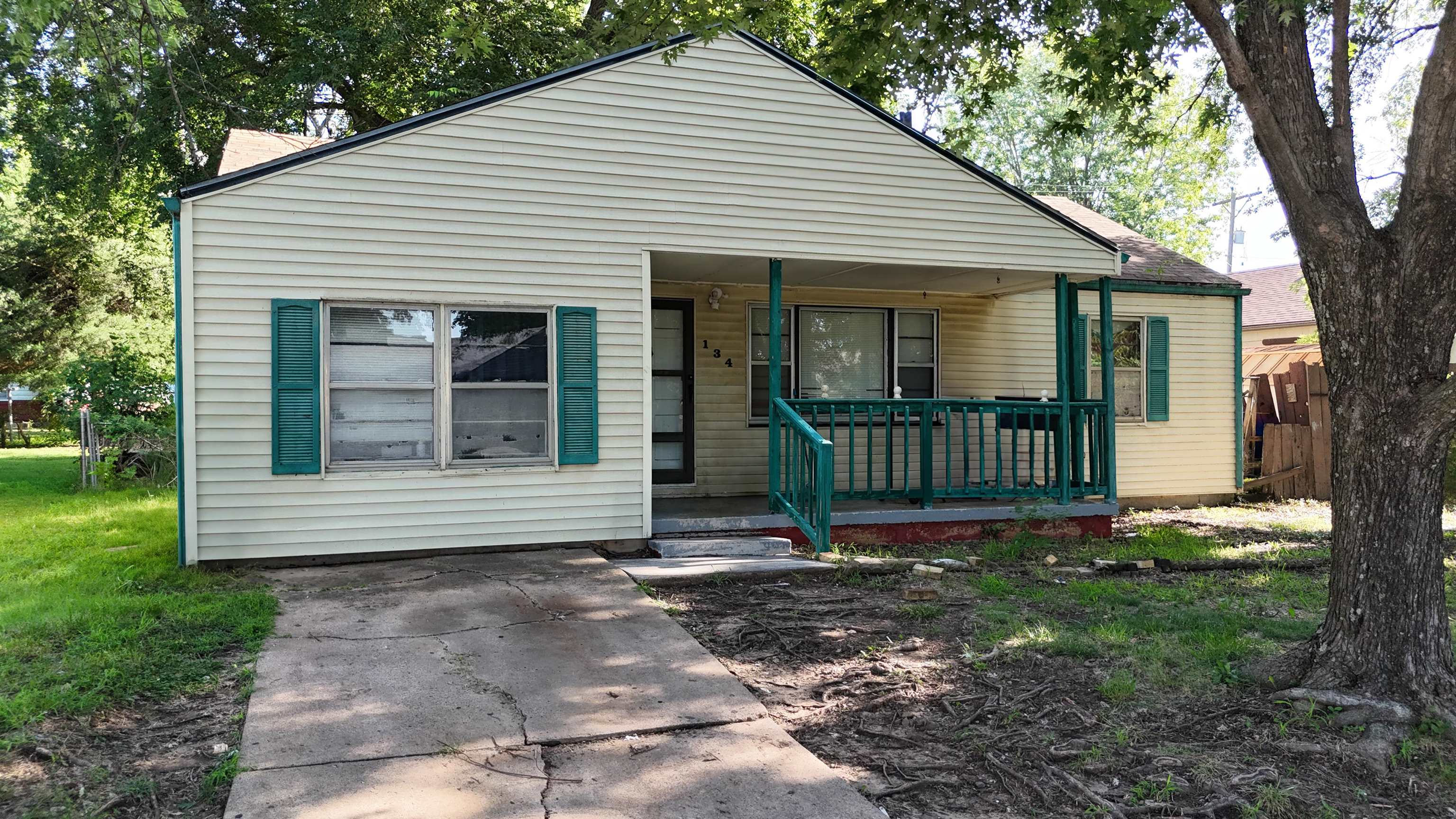 134 Stanley Dr. — photo