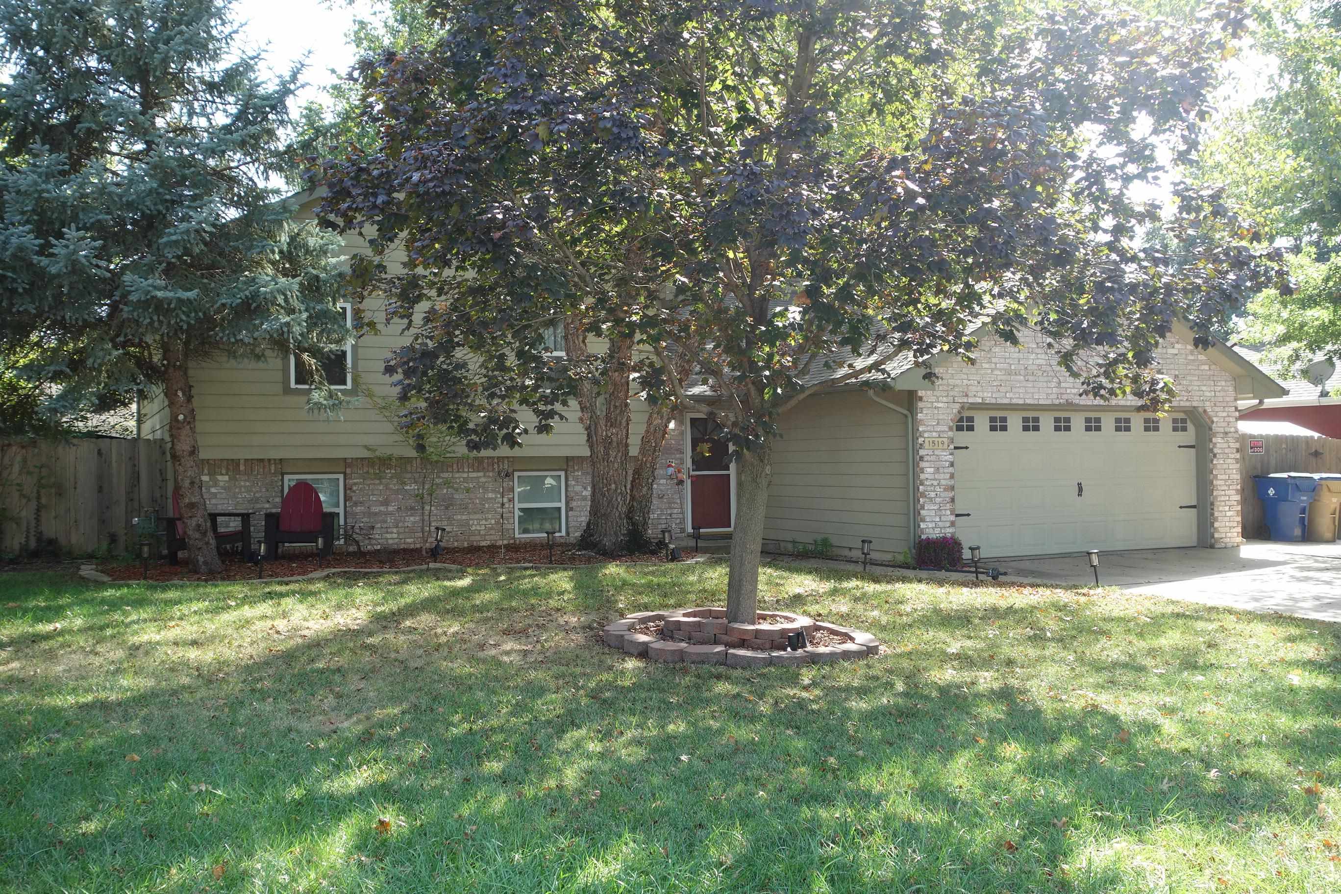 1519 E Horizon — photo