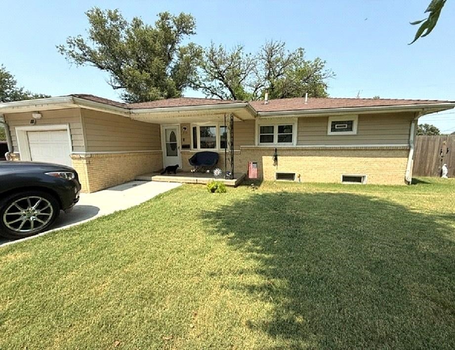 910 W Rita — photo