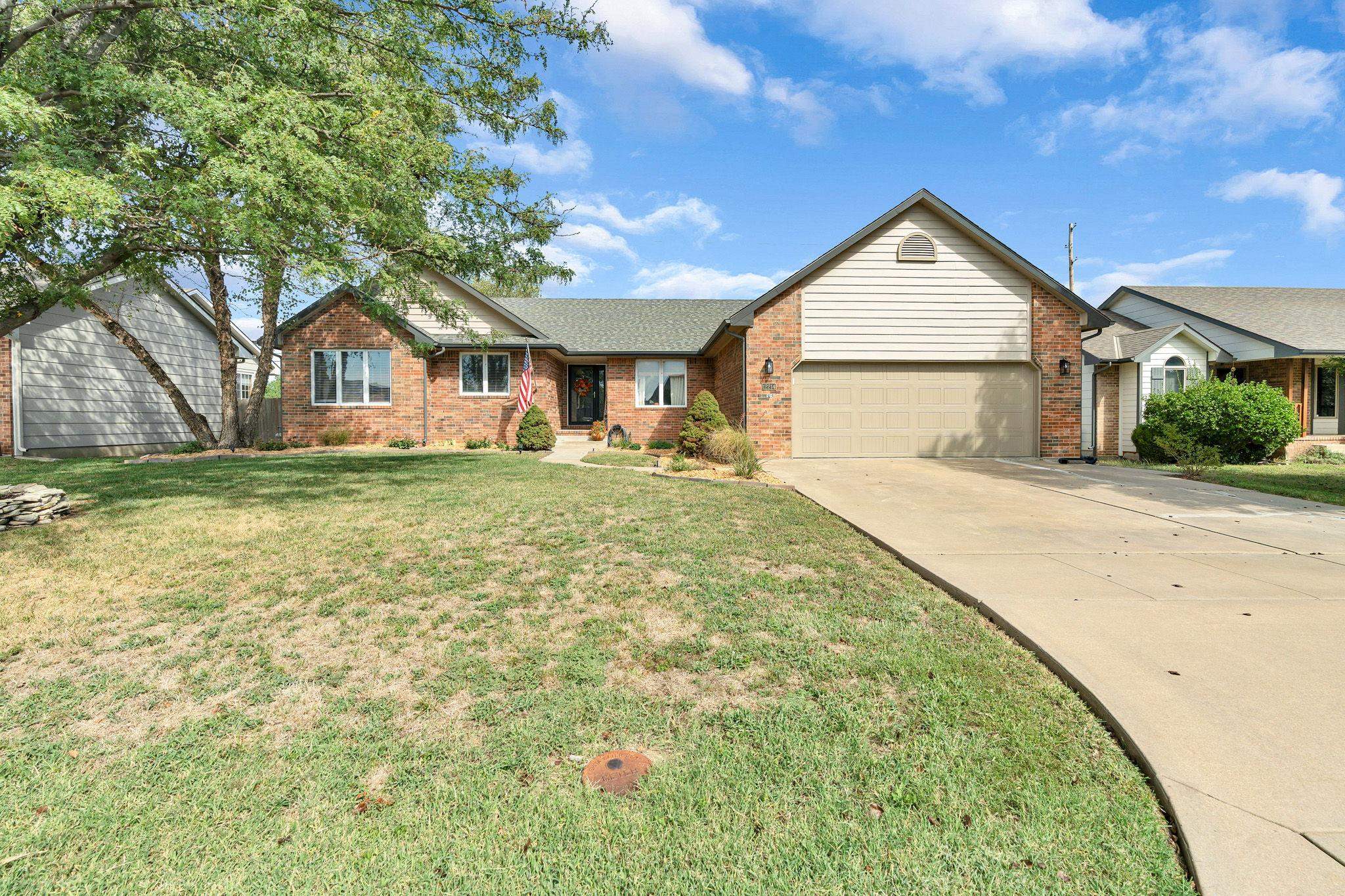 12214 E Lockmoor St — photo