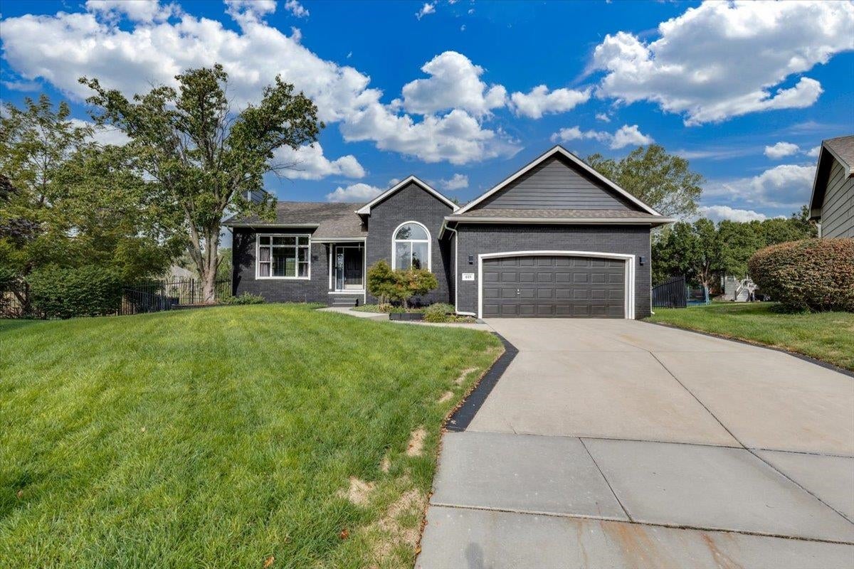 449 S Limuel Ct. — photo