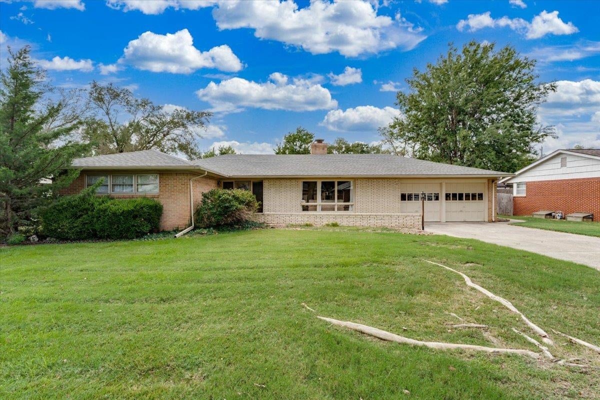 1617 W Womer Dr — photo