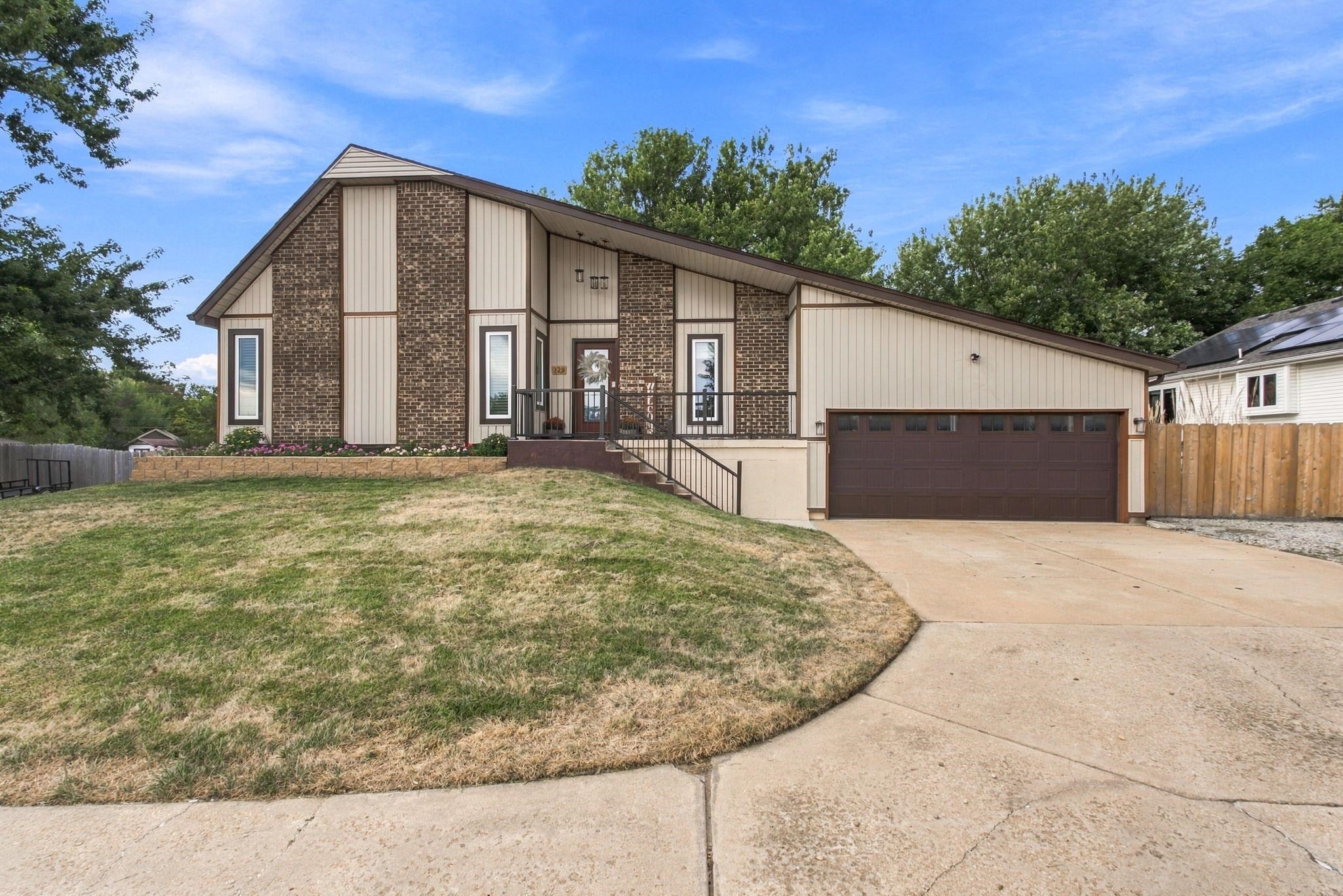 329 N Lioba Dr. — photo