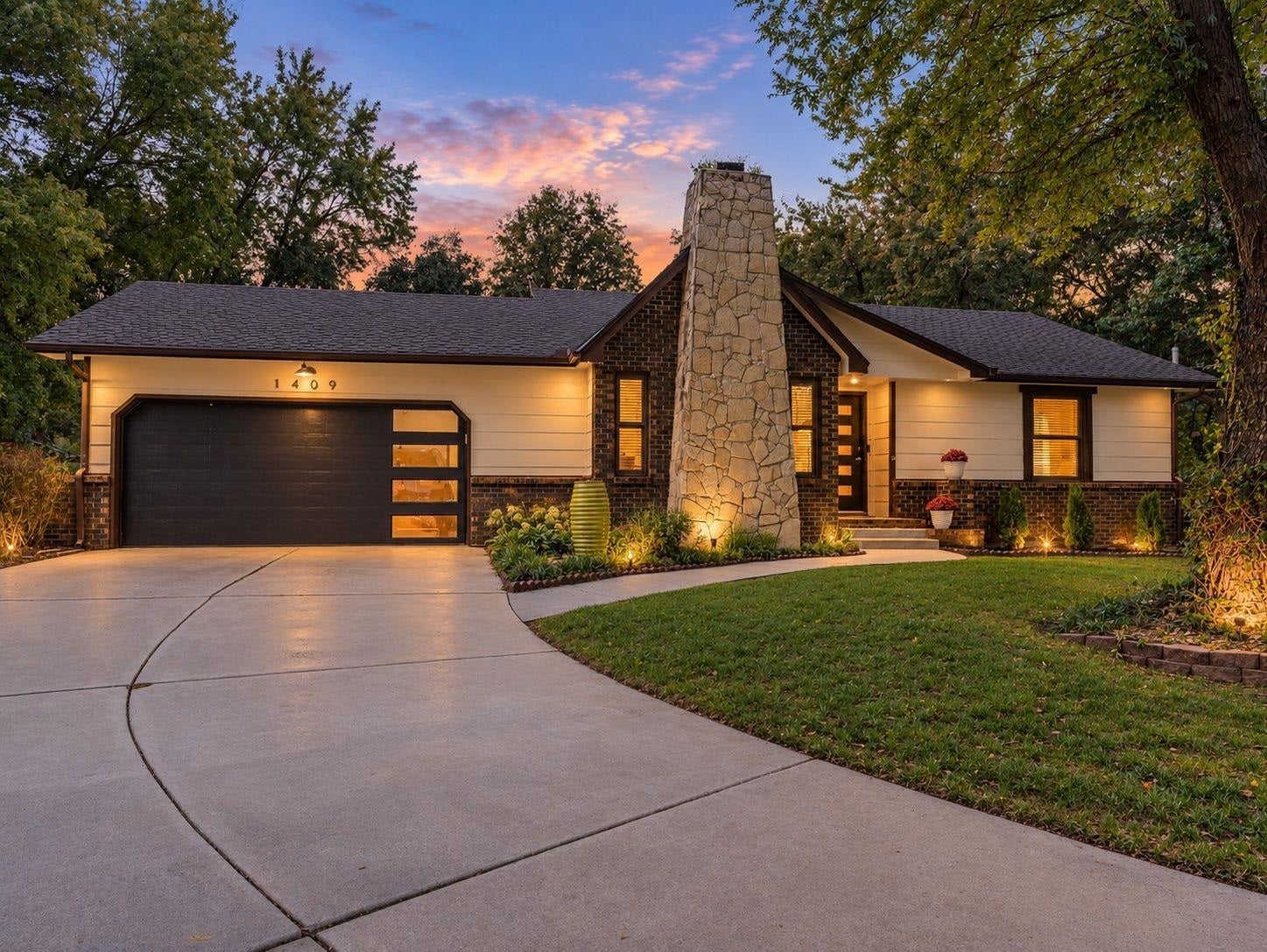 1409 N Wagon Wheel Ct — photo