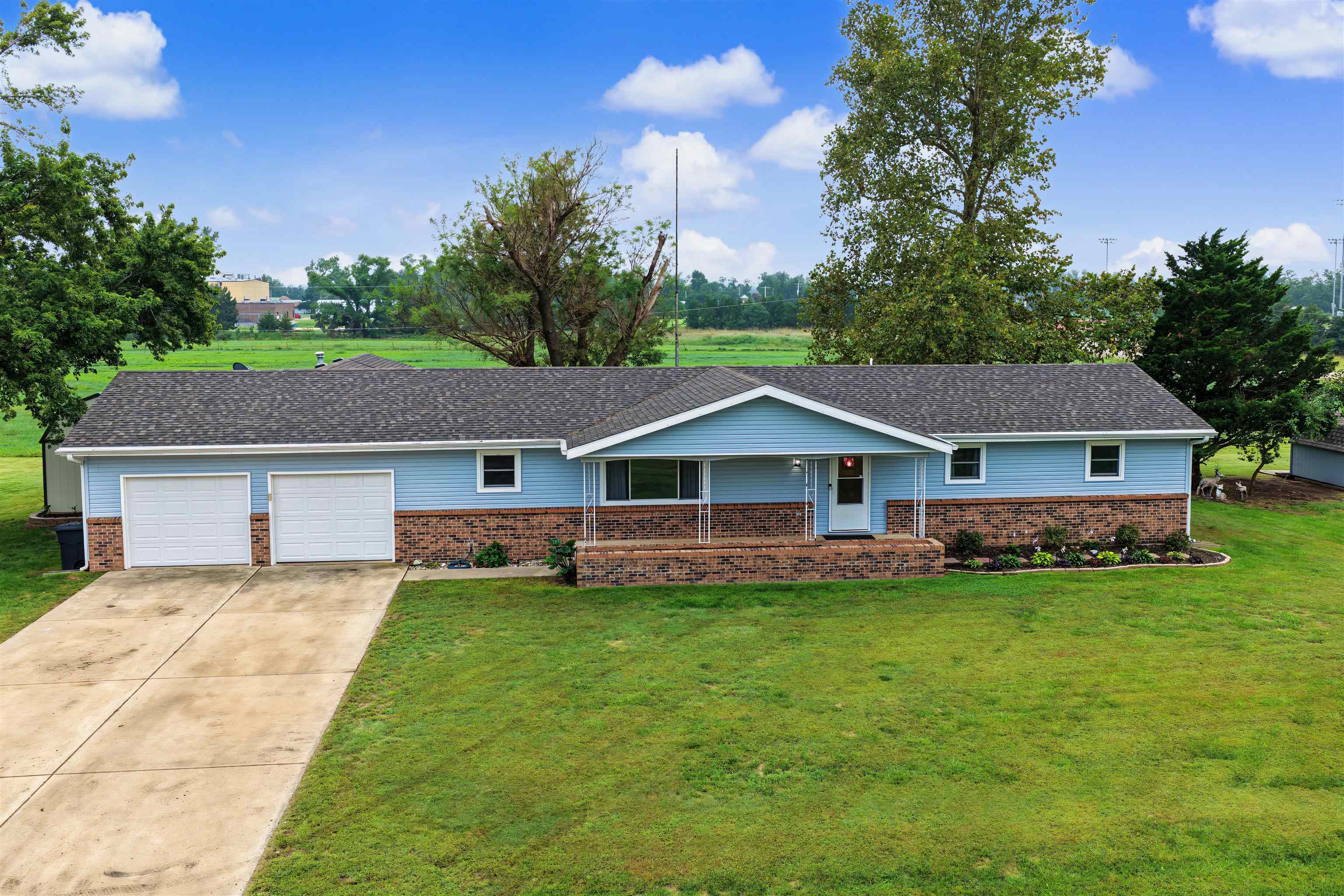 116 Sunset Ln. — photo
