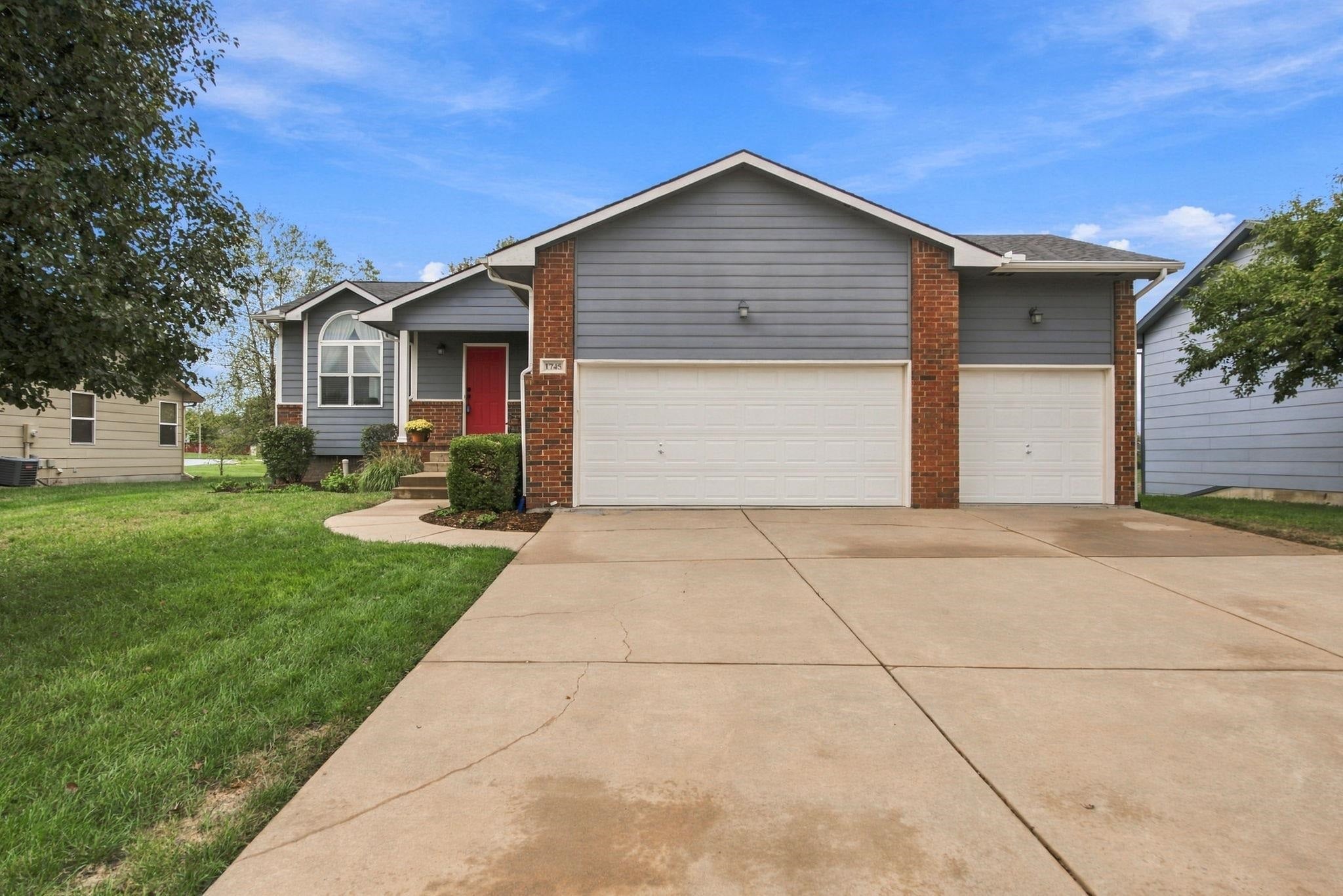 1745 N Black Locust Ct — photo