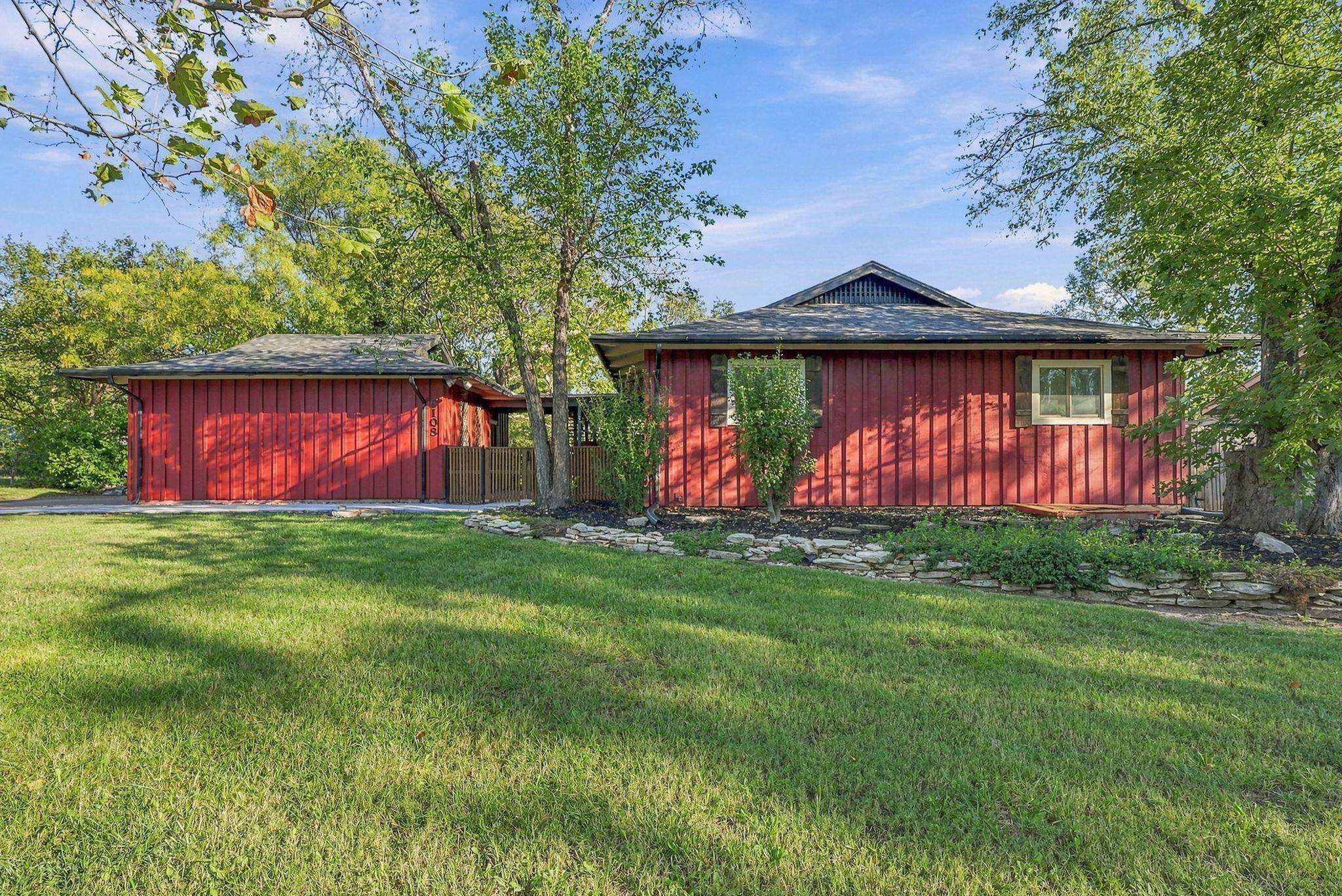 8108 E Peach Tree — photo