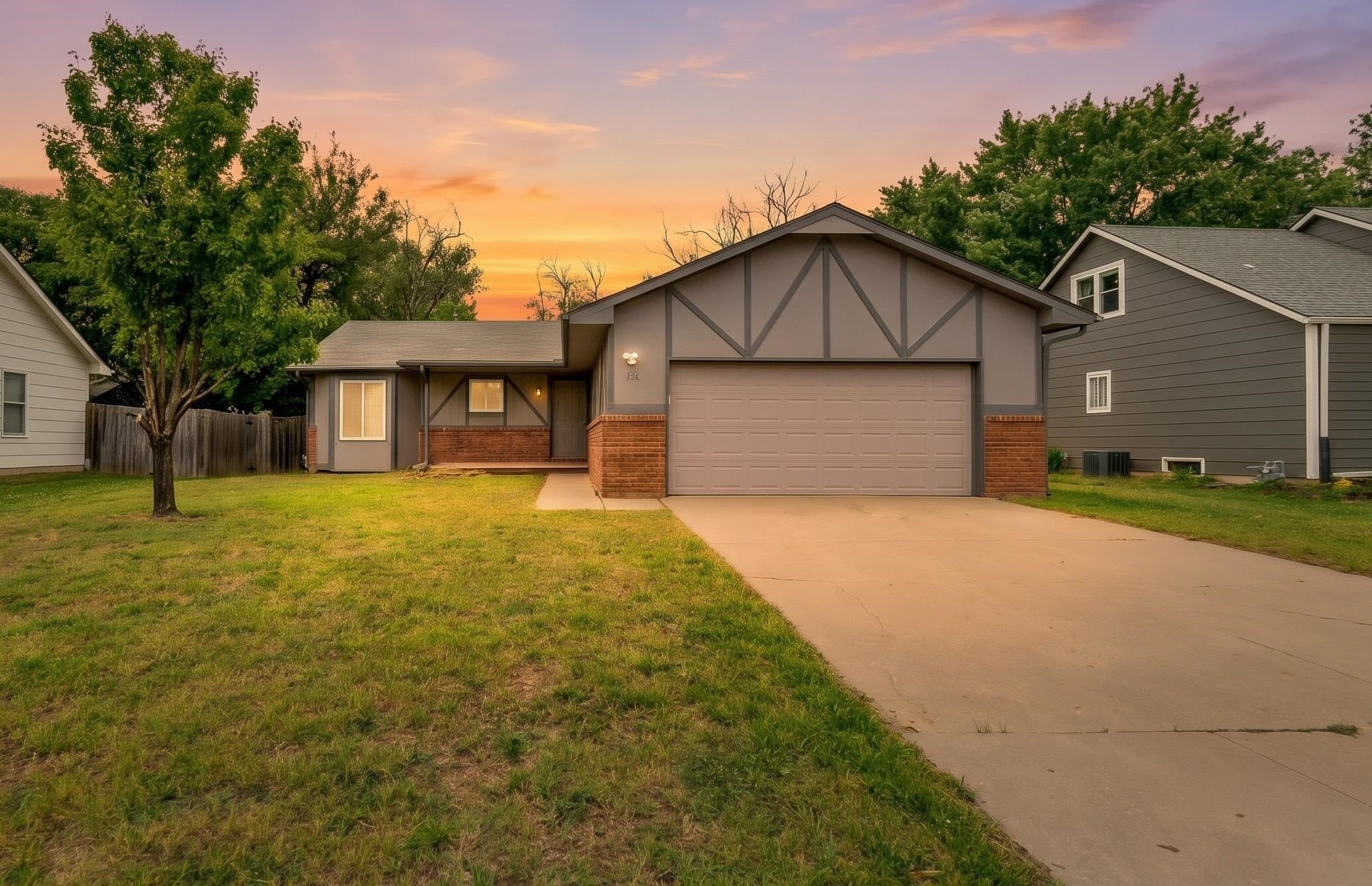 6707 E Pepperwood Ct — photo