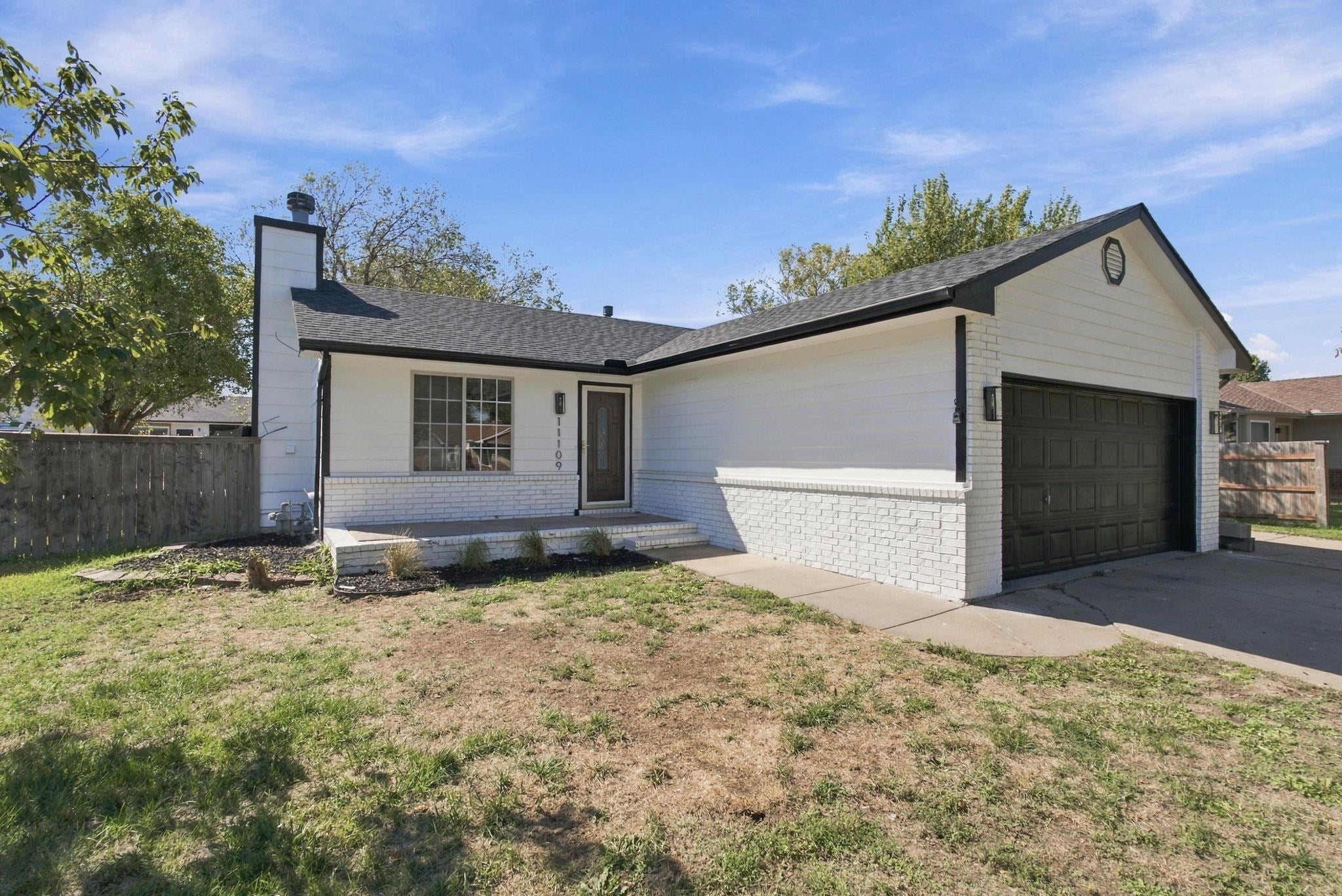 11109 W Lotus — photo